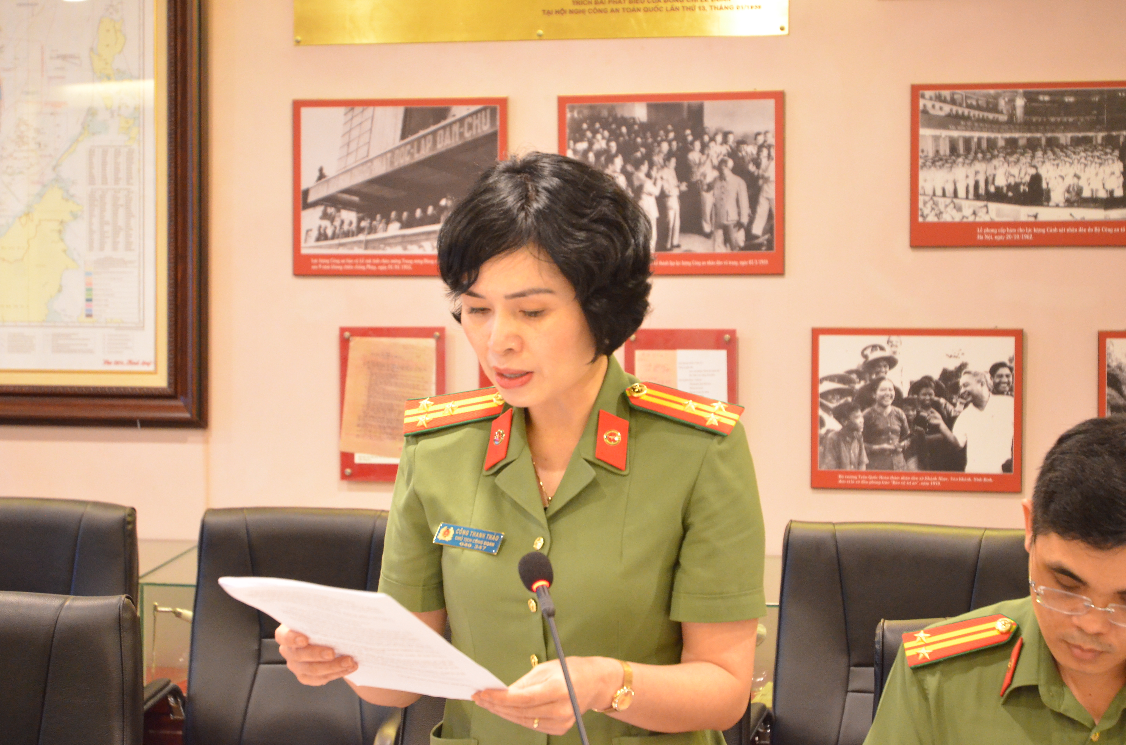  Tổ chức họp Hội đồng tư vấn xét giải thưởng “Đoàn viên Công đoàn Công an nhân dân tiêu biểu” - ảnh 2
