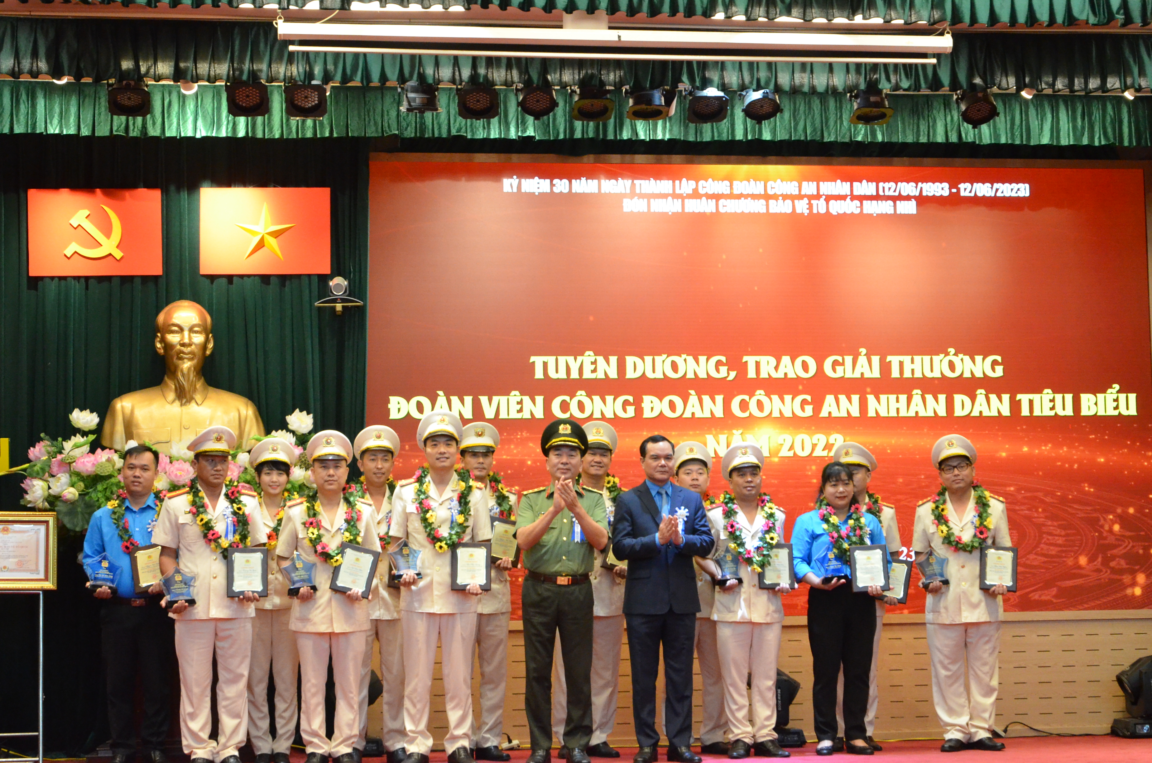 Công đoàn Công an Nhân dân đón nhận Huân chương Bảo vệ Tổ quốc hạng Nhì - ảnh 4