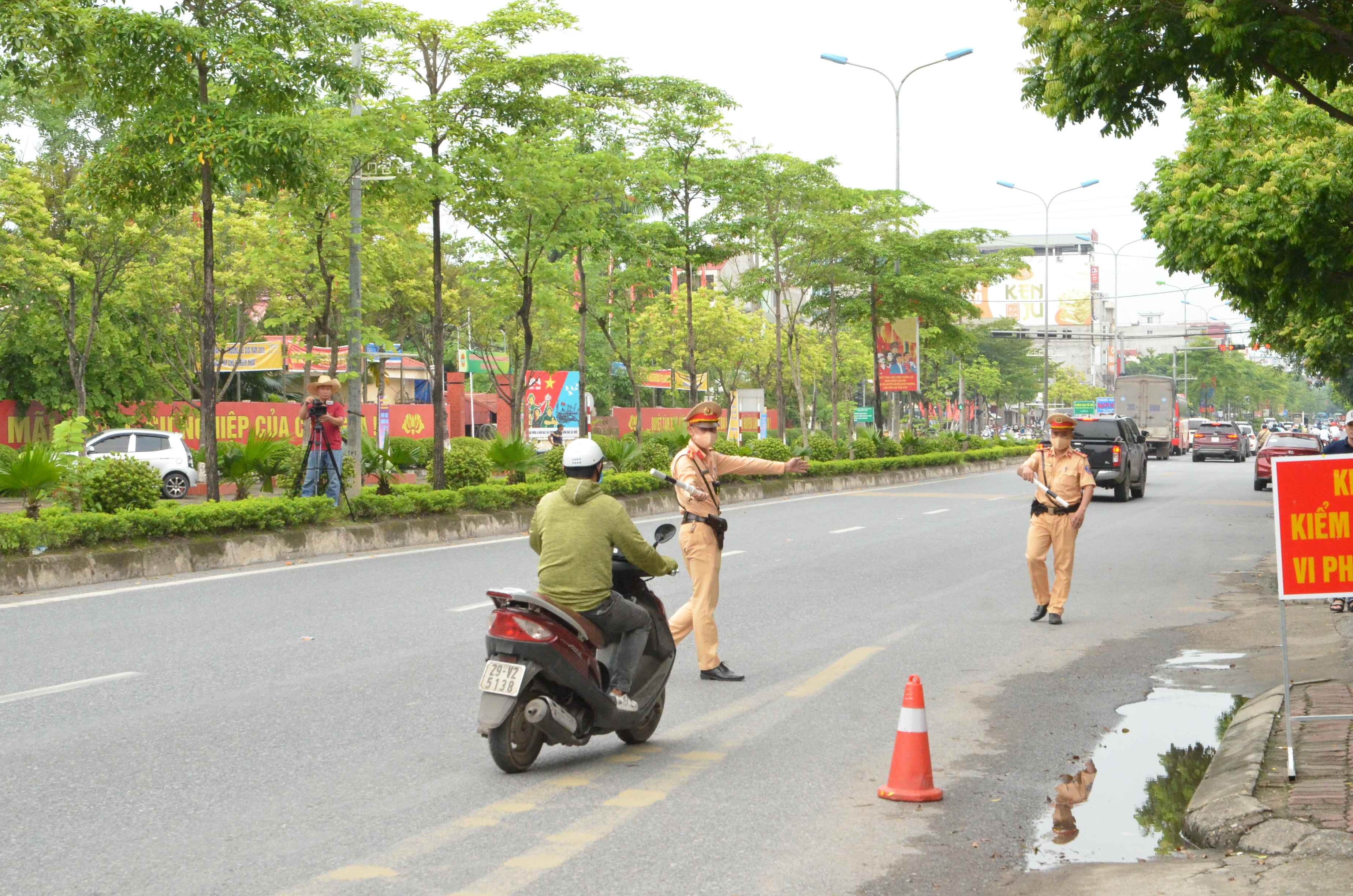 Xử lý hàng loạt các phương tiện chạy quá tốc độ - ảnh 2