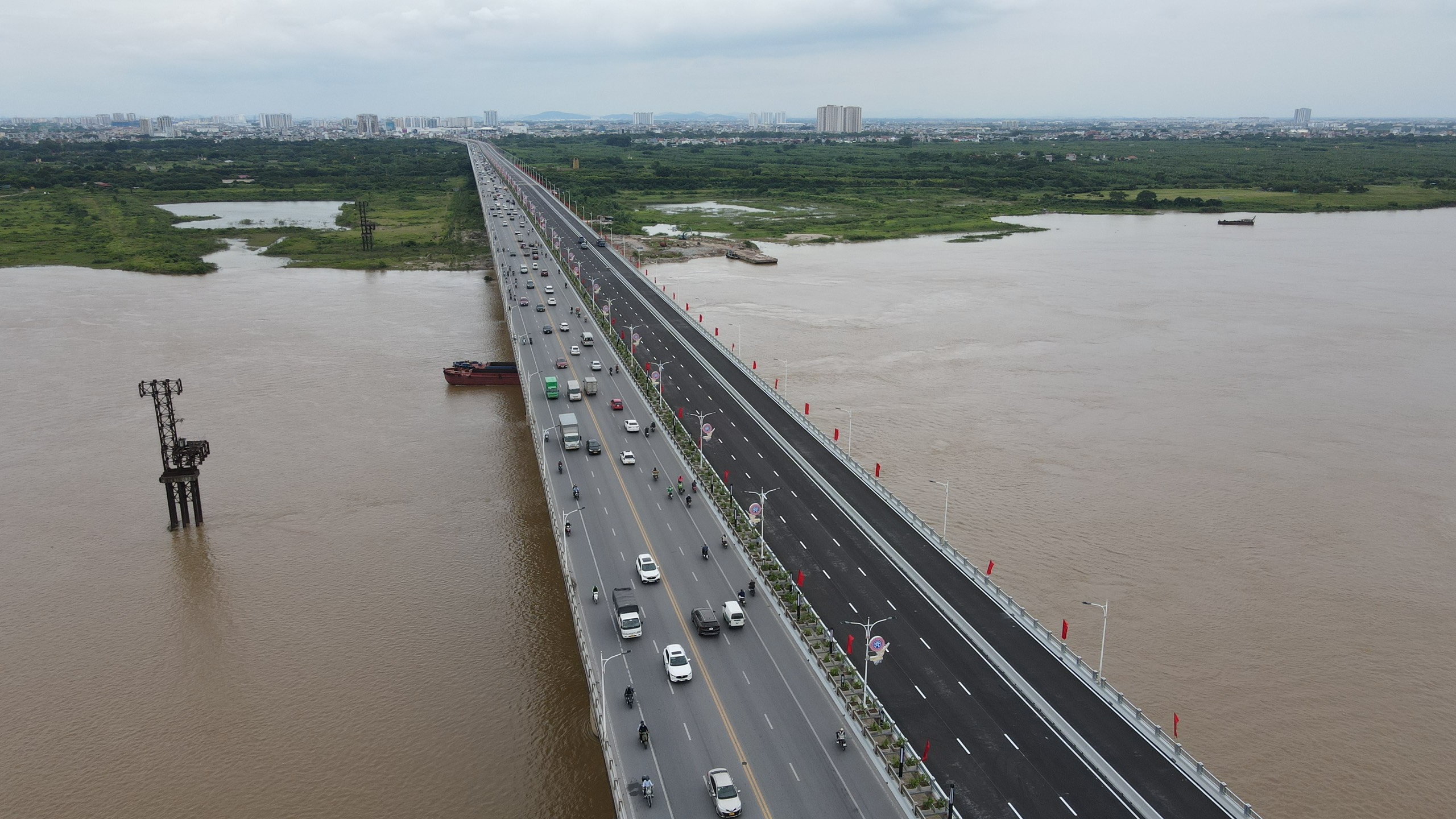 Hà Nội đầu tư 700 tỷ đồng làm hầm chui nút giao Cổ Linh - cầu Vĩnh Tuy - ảnh 1