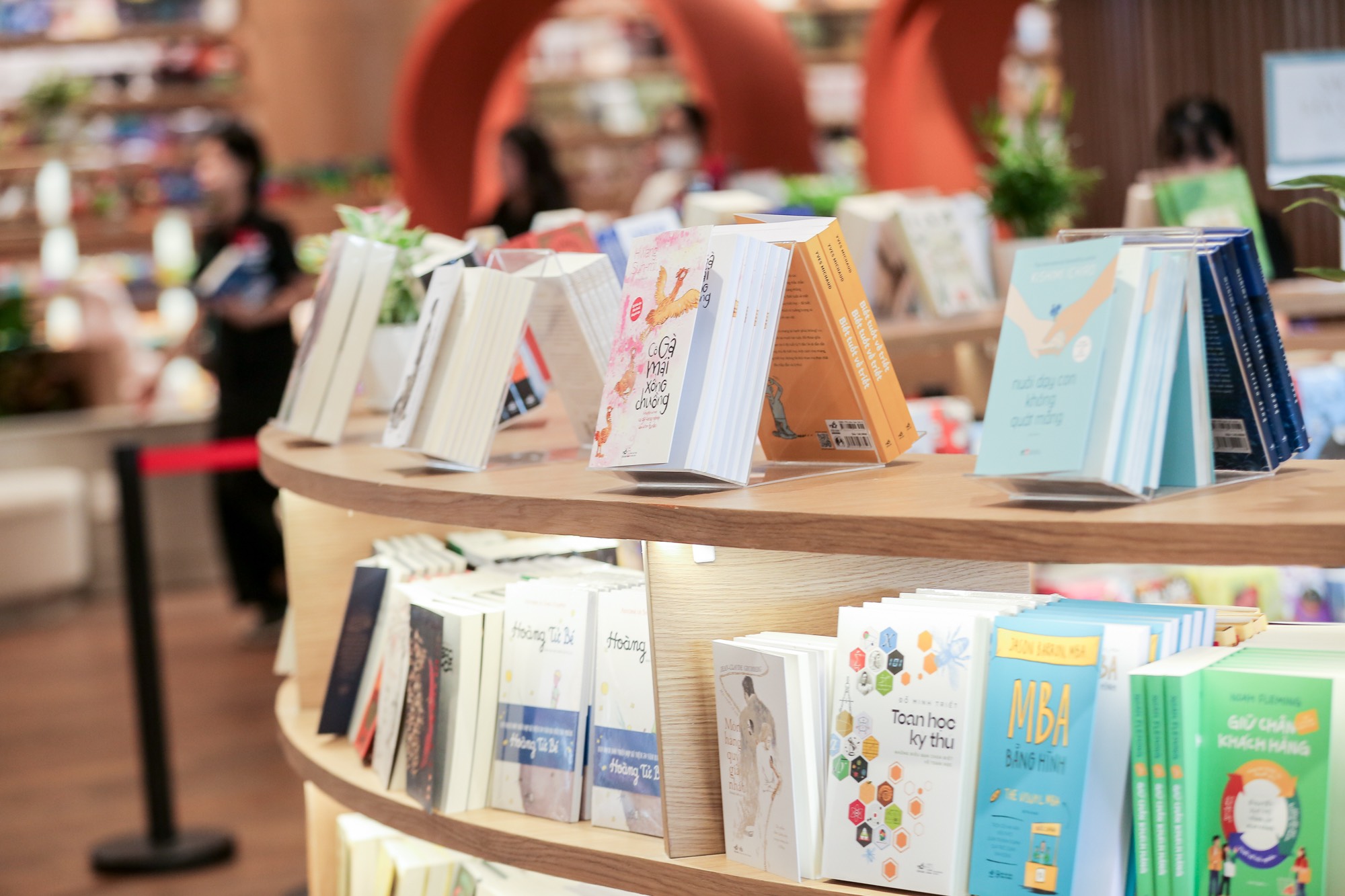 Lotte Mall West Lake Hà Nội đón hàng nghìn lượt khách trong ngày đầu khai trương chính thức - ảnh 10