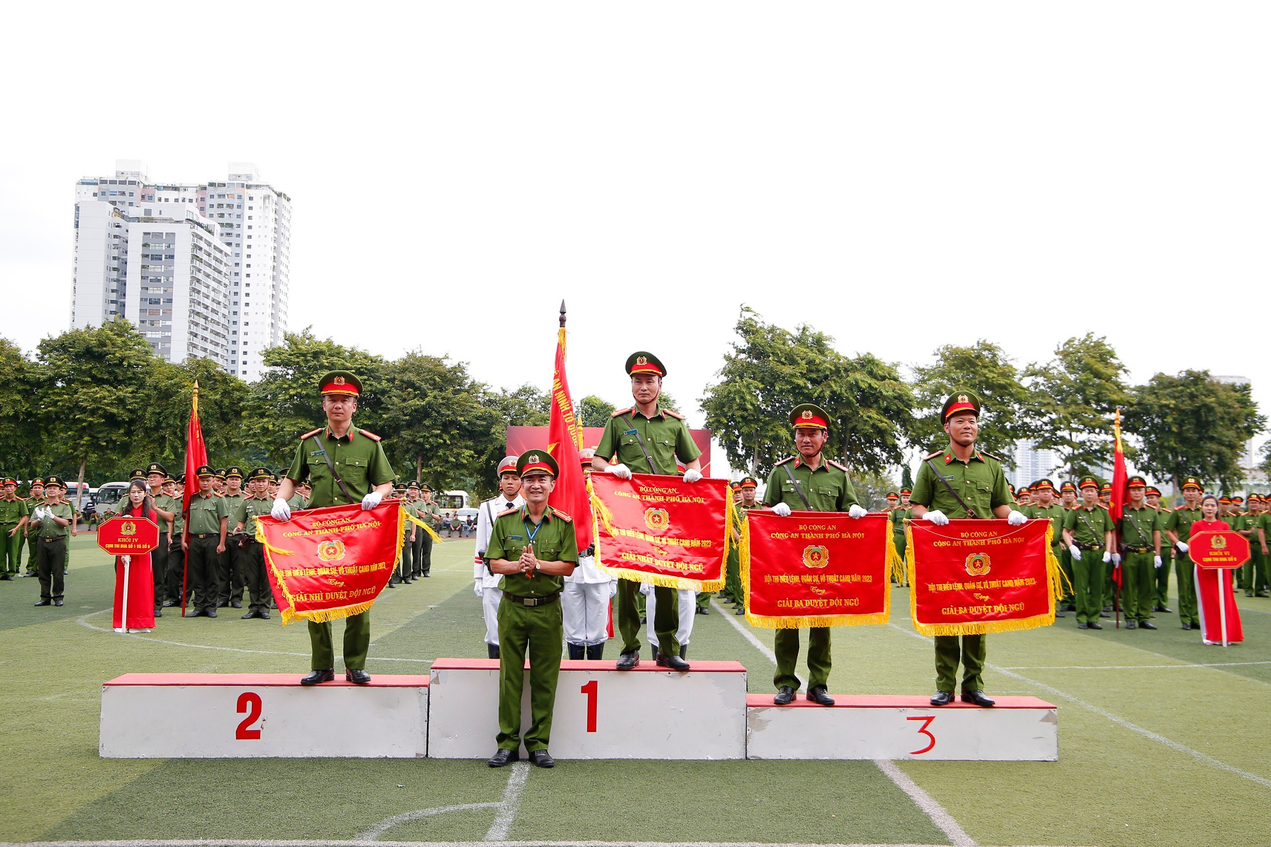 Sôi nổi Hội thi điều lệnh, quân sự, võ thuật Công an nhân dân năm 2023 - ảnh 3