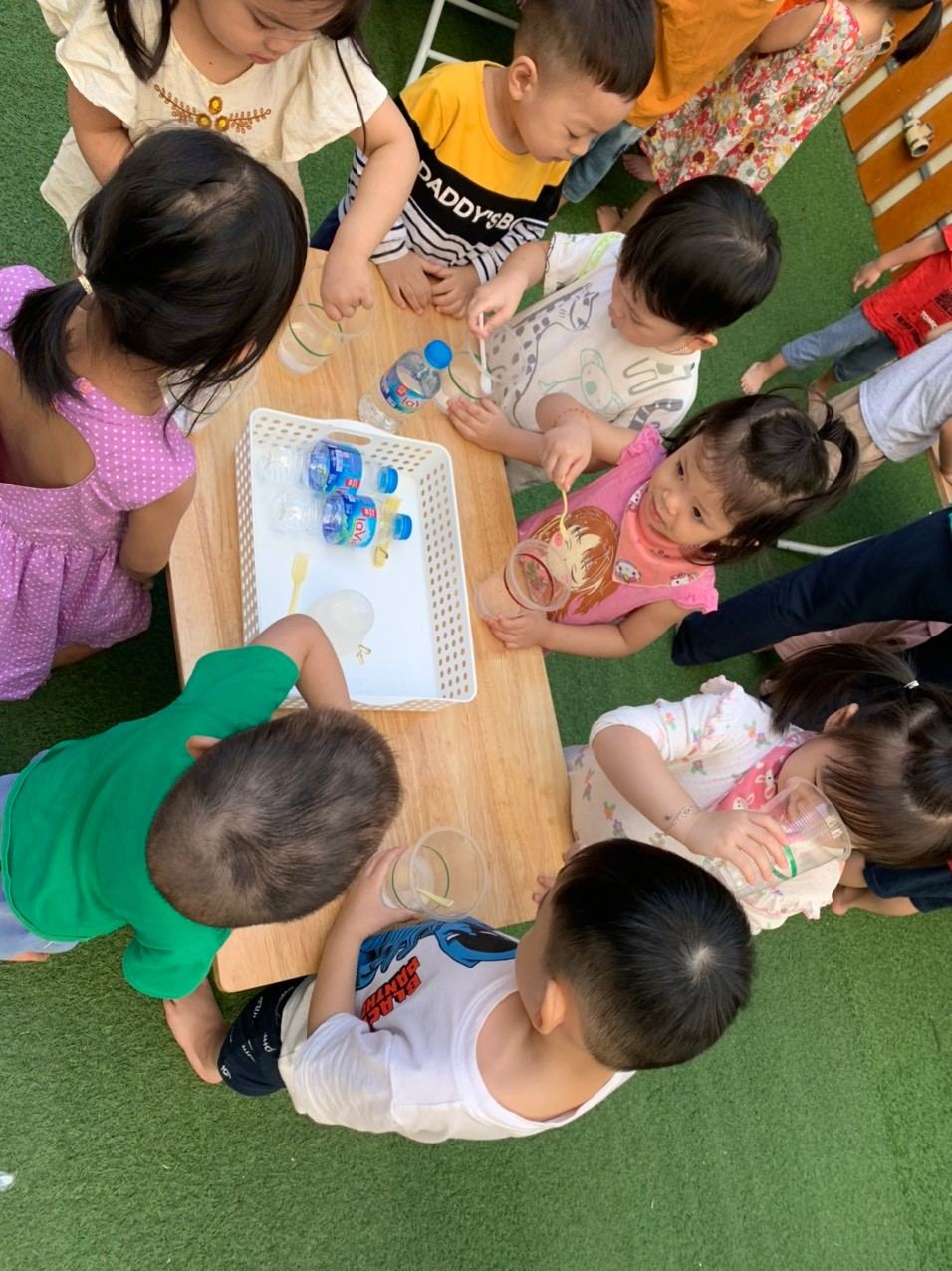 Một ngày đến trường tràn đầy niềm vui của các bạn nhỏ lớp MGB C3 - ảnh 6