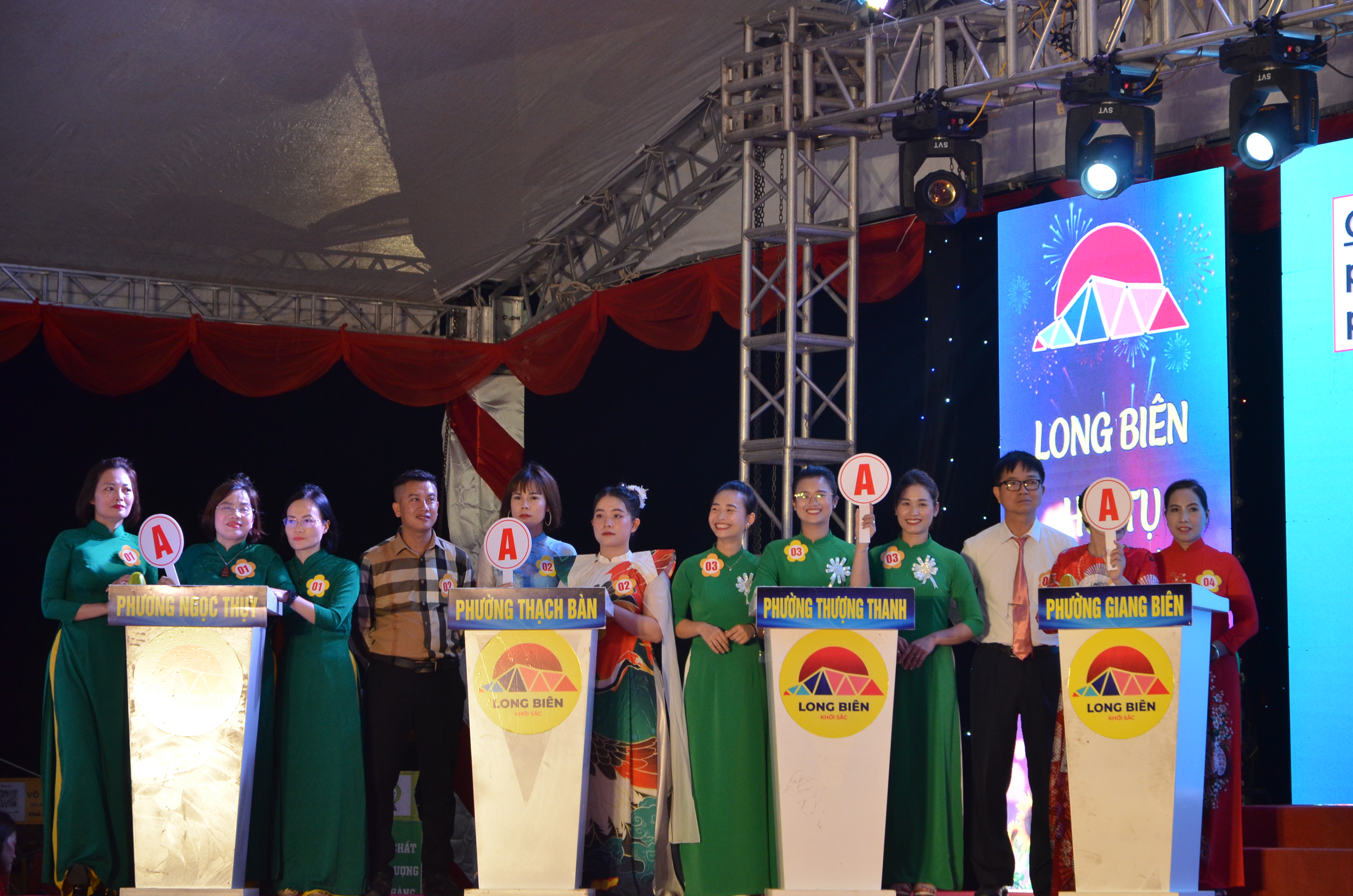 Hội LHPN quận Long Biên: Sôi nổi chung khảo Hội thi “Chợ văn minh thương mại – An toàn thực phẩm năm 2023 - ảnh 4