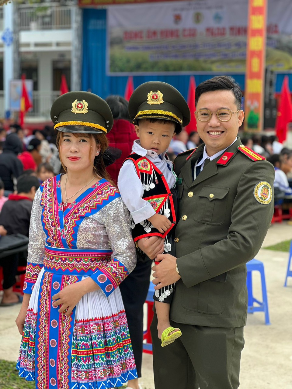 Mang hơi ấm về với vùng cao - ảnh 7