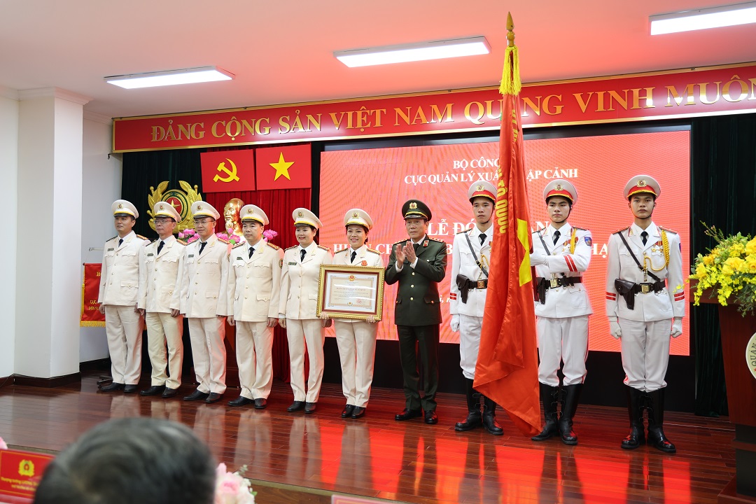 Ứng dụng công nghệ thông tin trong Quản lý xuất nhập cảnh - ảnh 2