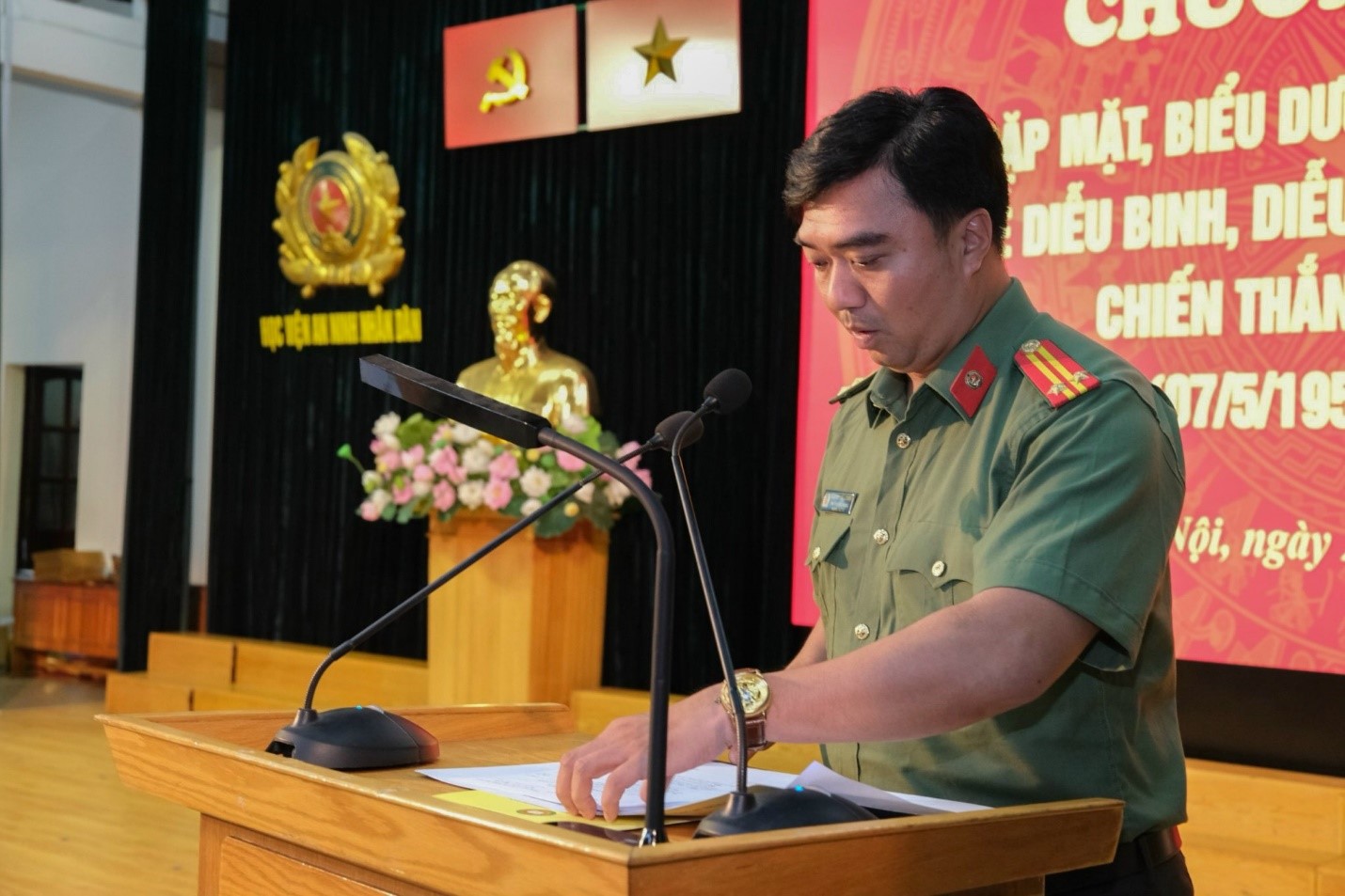 Gặp mặt, biểu dương cán bộ và học viên tham gia lễ diễu binh diễu hành kỷ niệm 70 năm chiến thắng Điện Biên Phủ - ảnh 5