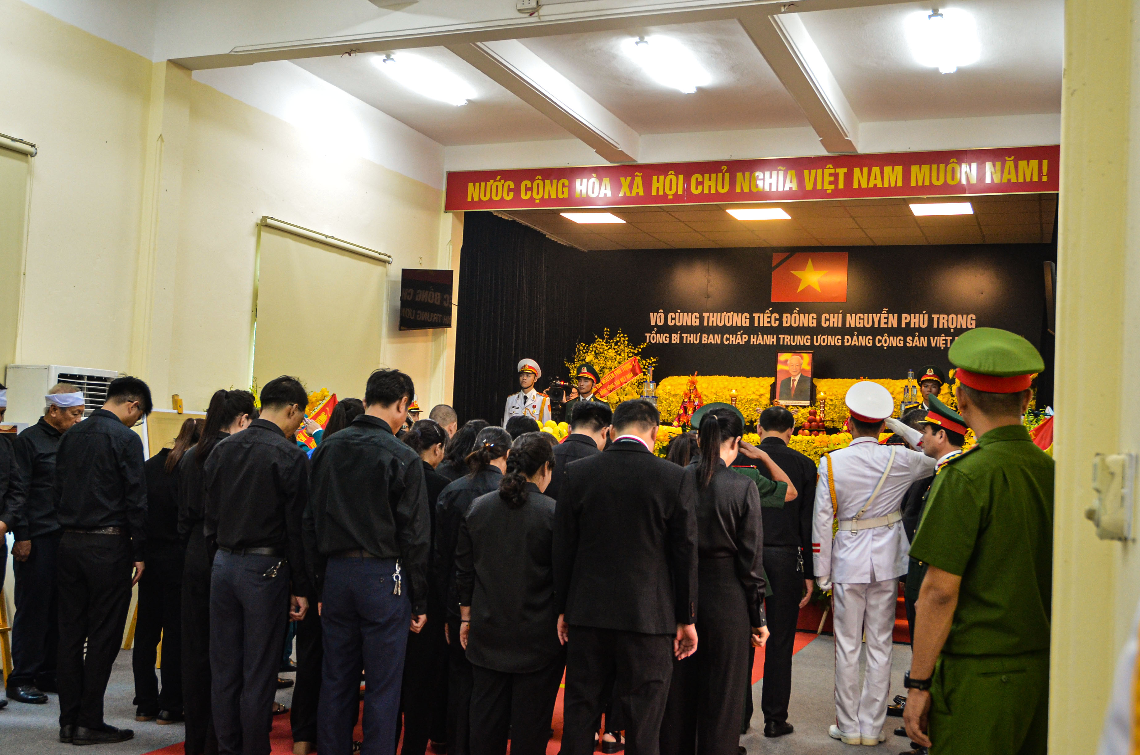 Toàn cảnh lễ viếng Tổng Bí thư Nguyễn Phú Trọng tại quê nhà Đông Anh - ảnh 19