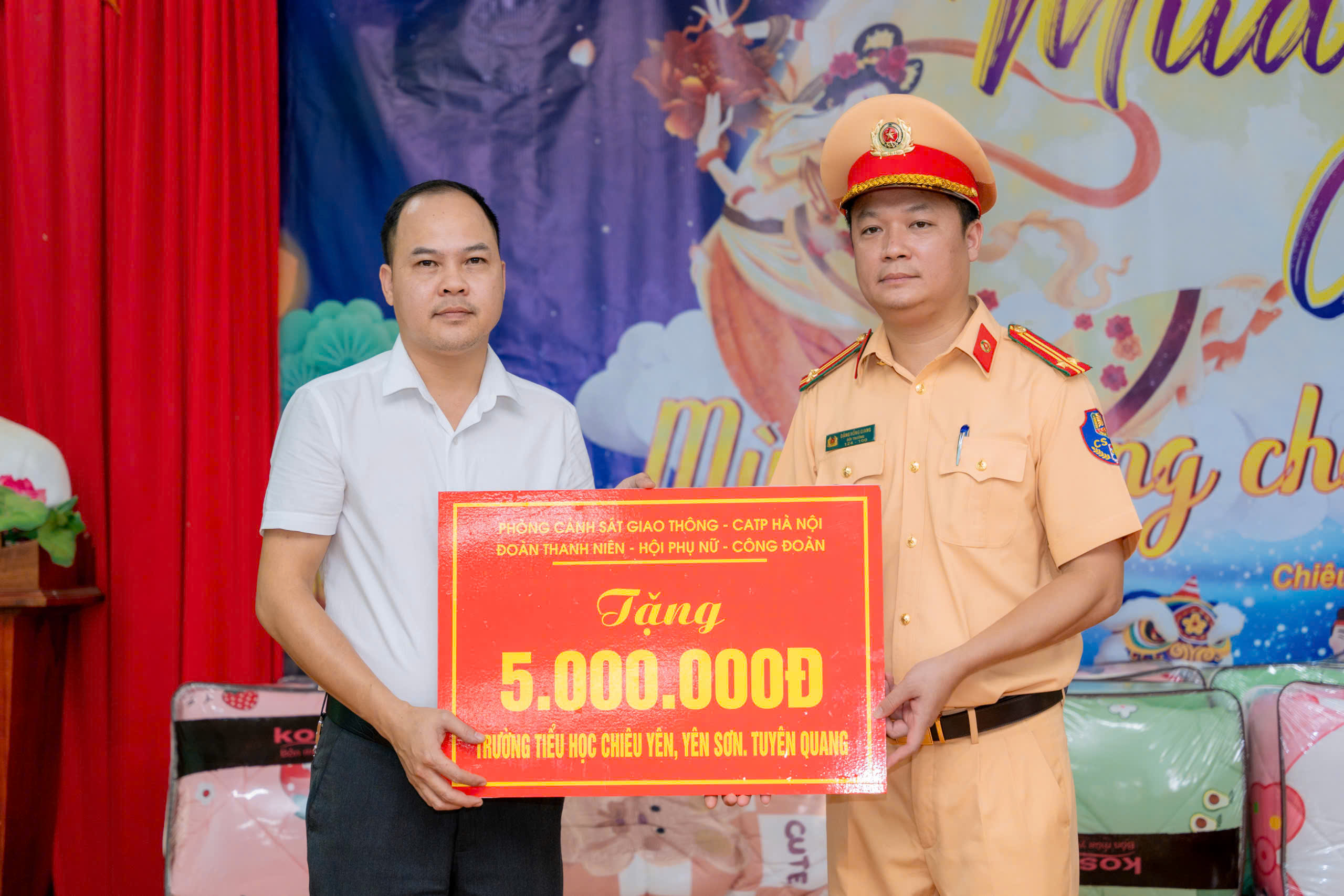 Mang Tết Trung thu tới vùng núi cao - ảnh 5