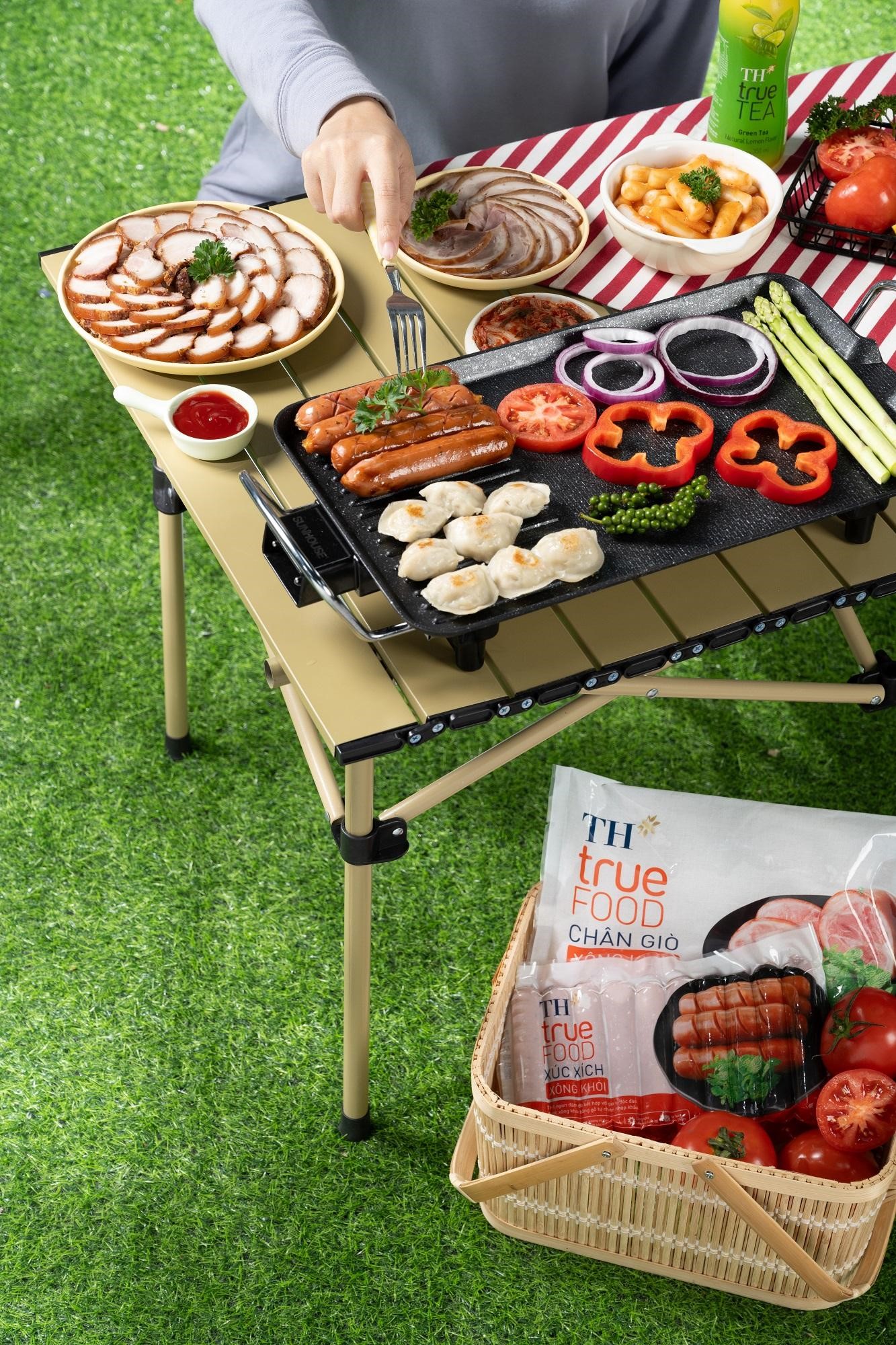 Thực đơn tiệc tùng đa dạng với bộ ba xúc xích TH true FOOD - ảnh 5