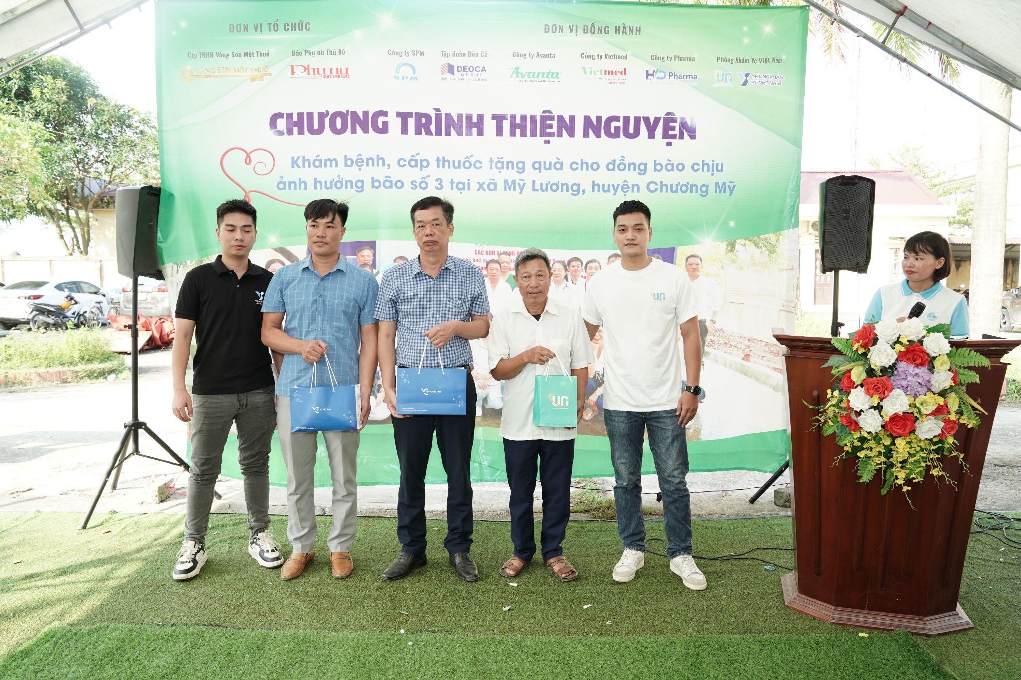 Phòng khám UNI thăm khám miễn phí cho người dân chịu ảnh hưởng bởi bão lũ - ảnh 2