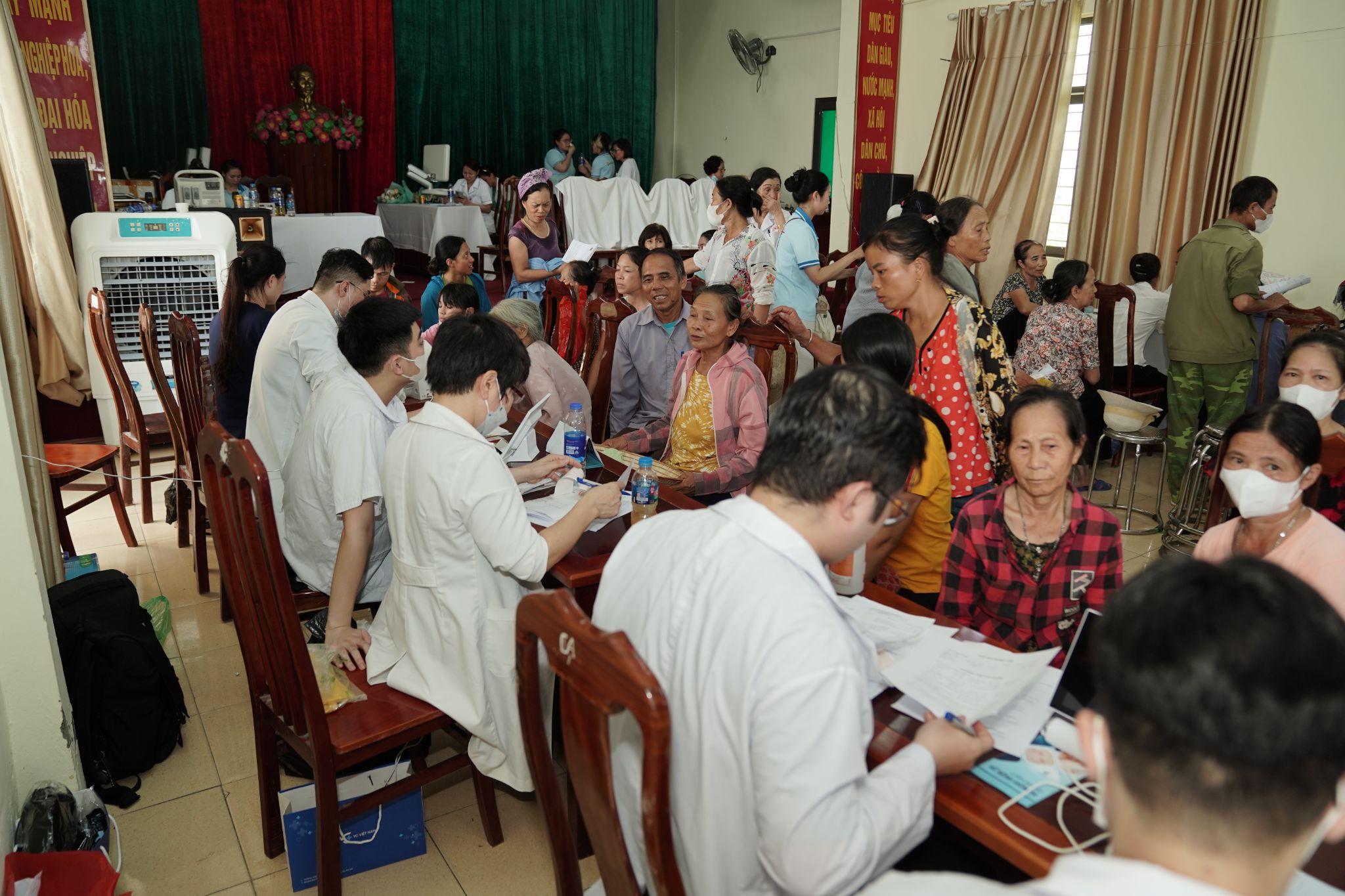 Phòng khám YC Việt Nam hướng về đồng bào chịu ảnh hưởng cơn bão Yagi - ảnh 2