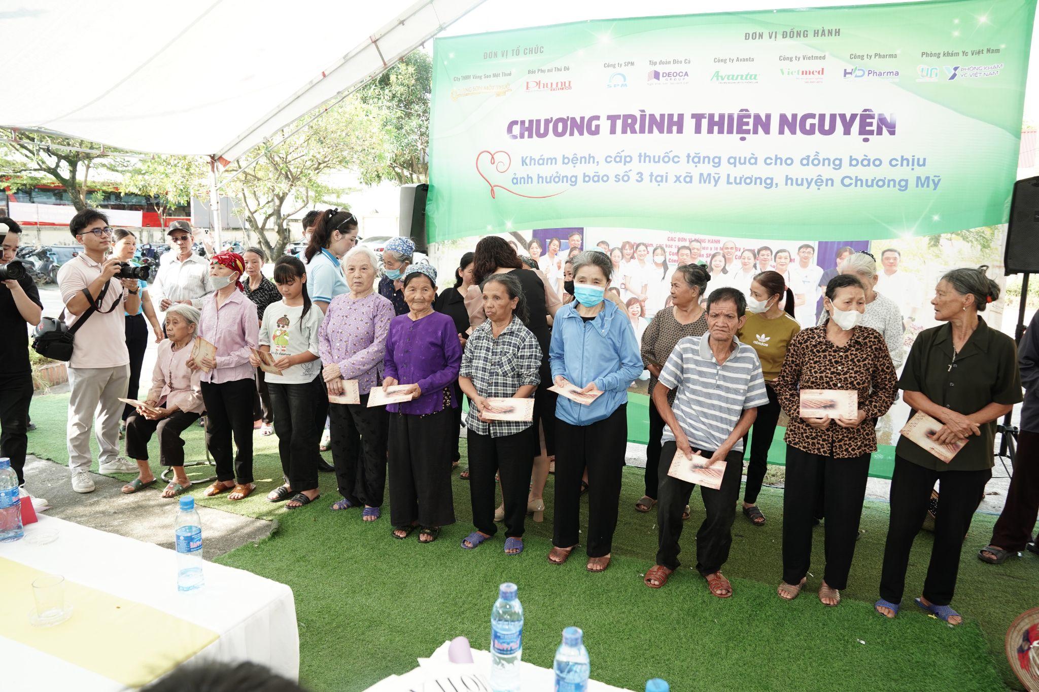 Phòng khám UNI thăm khám miễn phí cho người dân chịu ảnh hưởng bởi bão lũ - ảnh 3