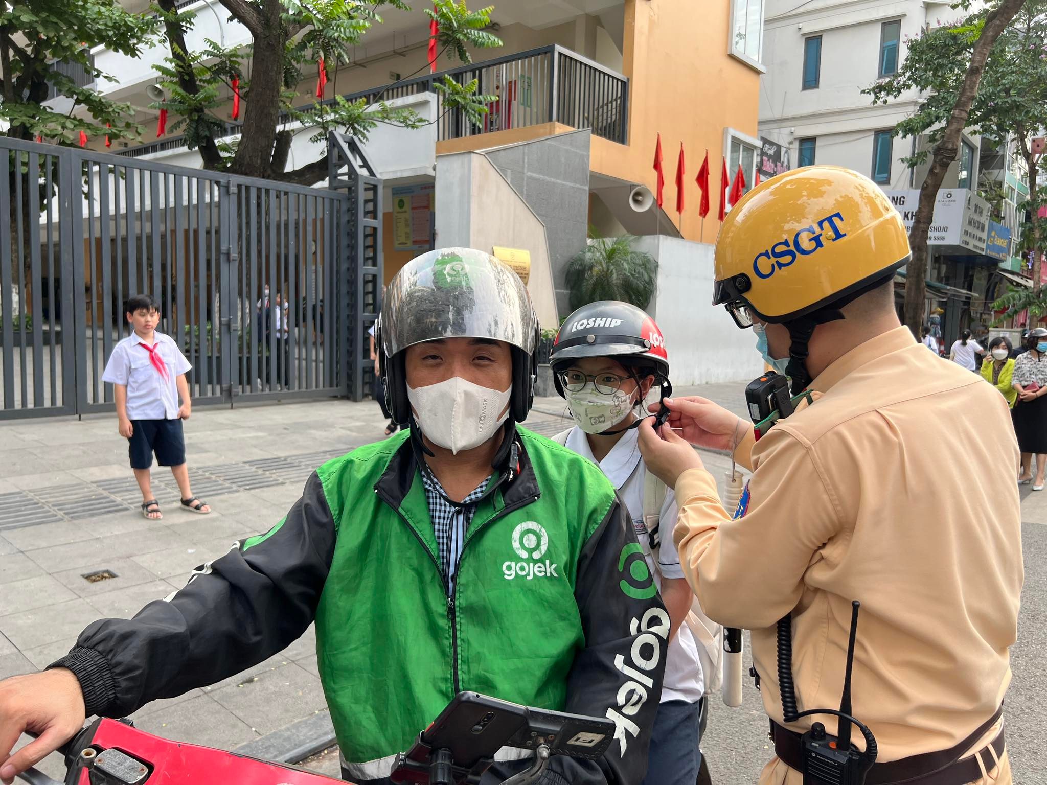 Hoàn Kiếm: Ra quân tuyên truyền để mỗi người dân là một “đại sứ hòa bình“ - ảnh 1