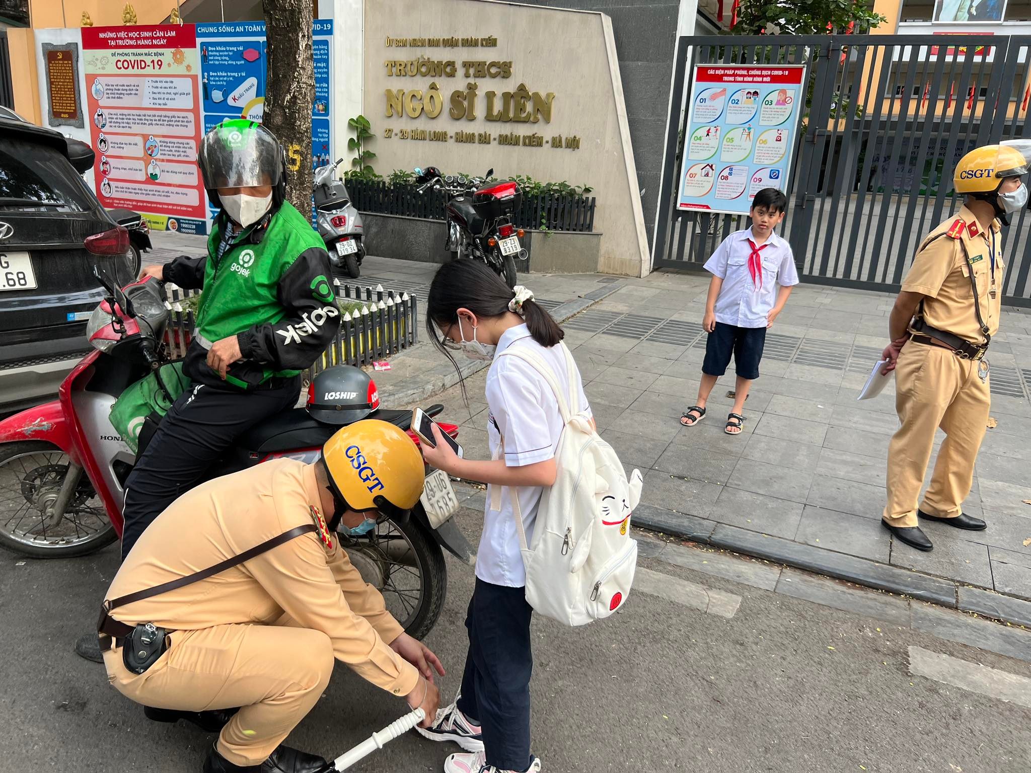 Hoàn Kiếm: Ra quân tuyên truyền để mỗi người dân là một “đại sứ hòa bình“ - ảnh 2