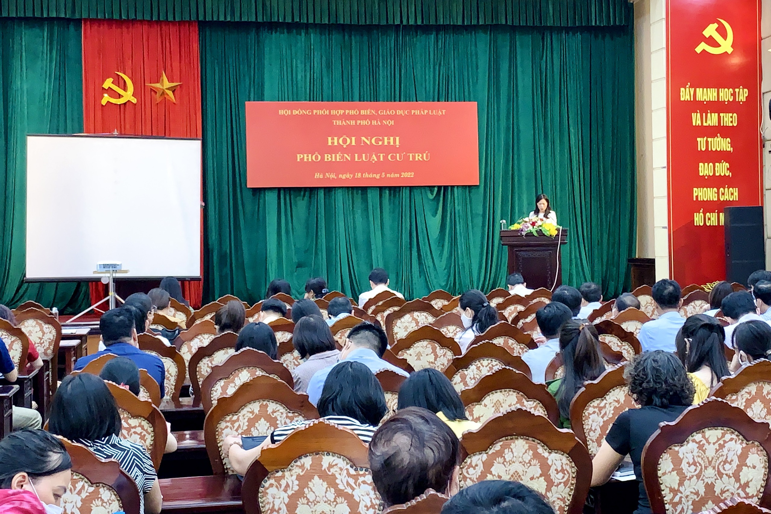 Sở Tư pháp Hà Nội: Tuyên truyền, phổ biến Luật Cư trú và các văn bản liên quan - ảnh 1