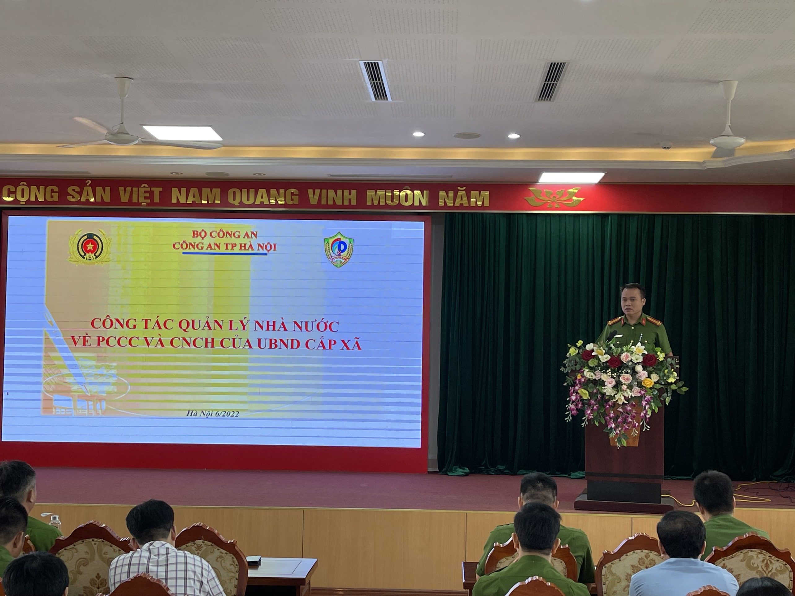 Hướng dẫn UBND và công an xã thực hiện công tác quản lý nhà nước về phòng cháy chữa cháy - ảnh 1