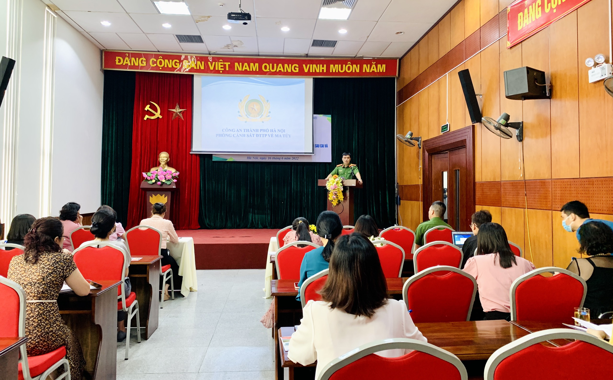 Hội LHPN Hà Nội: Tuyên truyền công tác phòng, chống tệ nạn ma túy, quản lý người nghiện sau cai - ảnh 1