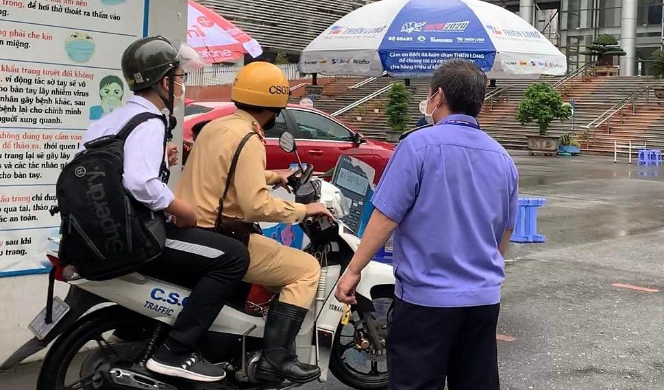 Hà Nội: Đảm bảo giao thông thông suốt trong kỳ thi trung học phổ thông - ảnh 1