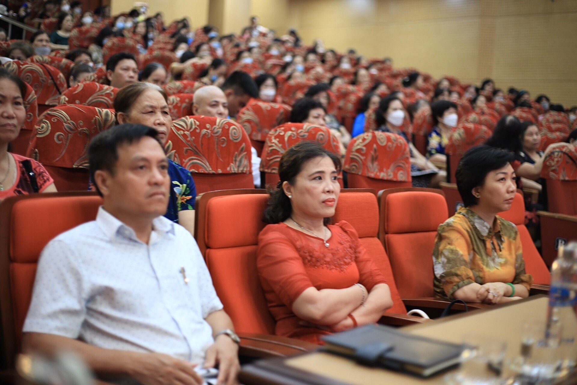 Hội LHPN quận Thanh Xuân: Nói chuyện chuyên đề “Hạnh phúc gia đình là yêu thương và chia sẻ” - ảnh 2