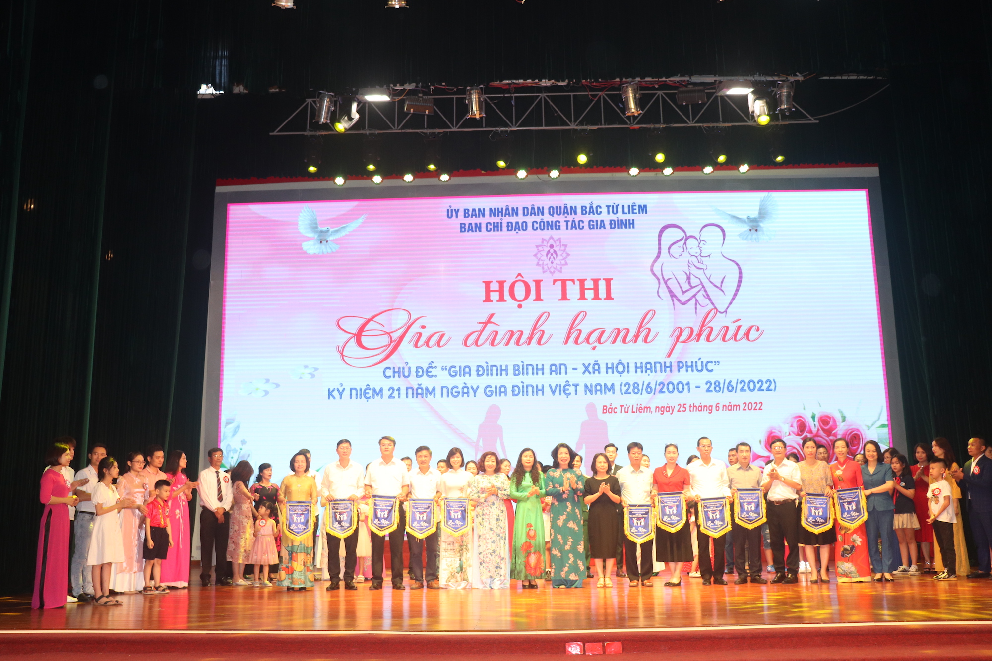 Quận Bắc Từ Liêm: Tổ chức hội thi “Gia đình hạnh phúc” năm 2022 - ảnh 1