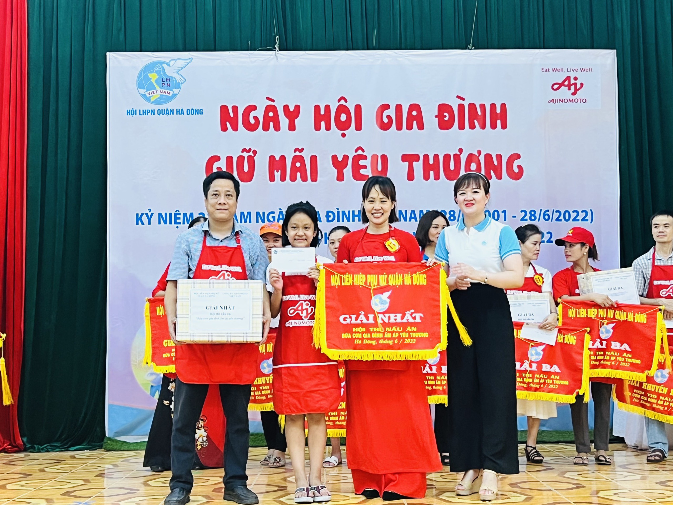 Hội LHPN quận Hà Đông: Rộn ràng ngày hội gia đình“Giữ mãi yêu thương“ - ảnh 1
