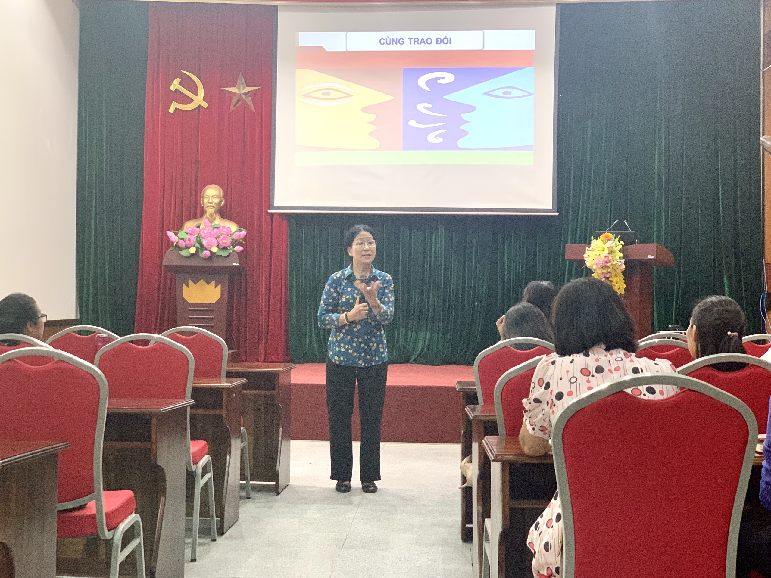 Hội LHPN Hà Nội: Tổ chức hội nghị tập huấn về bình đẳng giới cho cán bộ, hội viên phụ nữ - ảnh 1