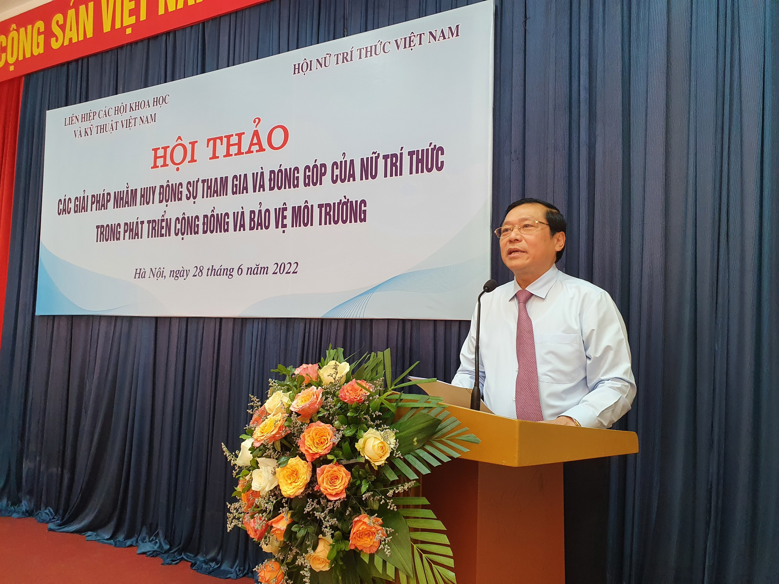 Phát huy vai trò của nữ trí thức trong phát triển cộng đồng và bảo vệ môi trường - ảnh 2