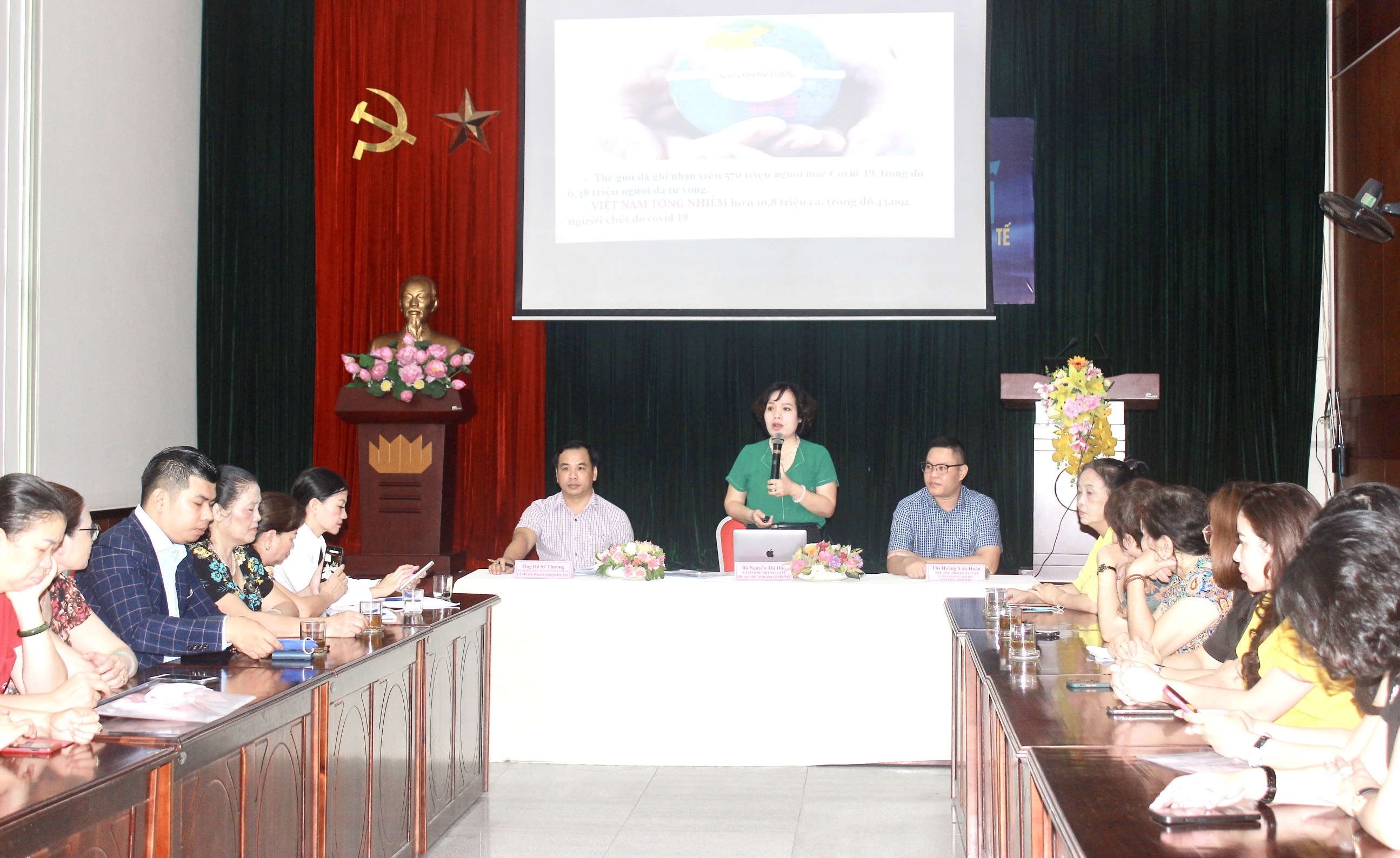Tìm giải pháp hỗ trợ doanh nghiệp nữ tiếp cận chính sách phục hồi kinh tế - ảnh 1
