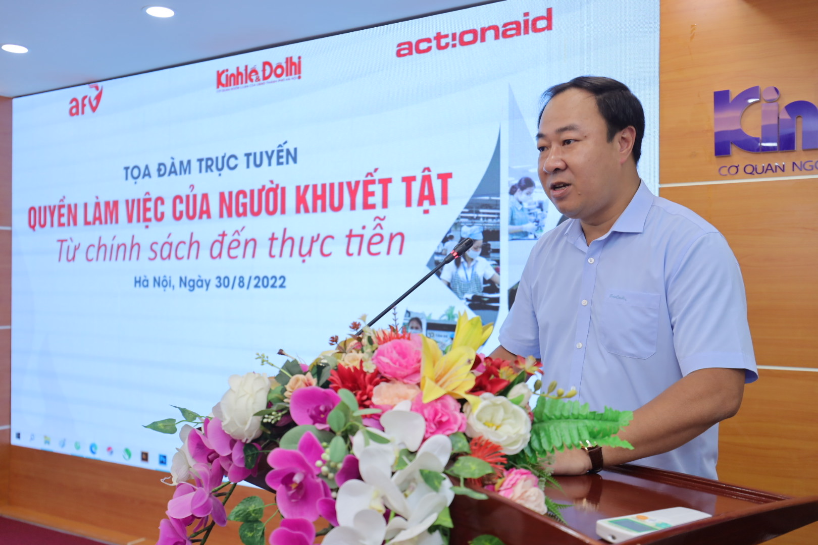 Việc làm cho người khuyết tật: Còn nhiều rào cản cần được “tháo gỡ” - ảnh 1