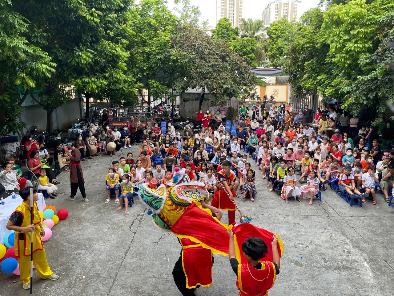 Hội LHPN huyện Thanh Trì: Nhiều hoạt động chăm lo cho trẻ em khuyết tật, mồ côi - ảnh 1