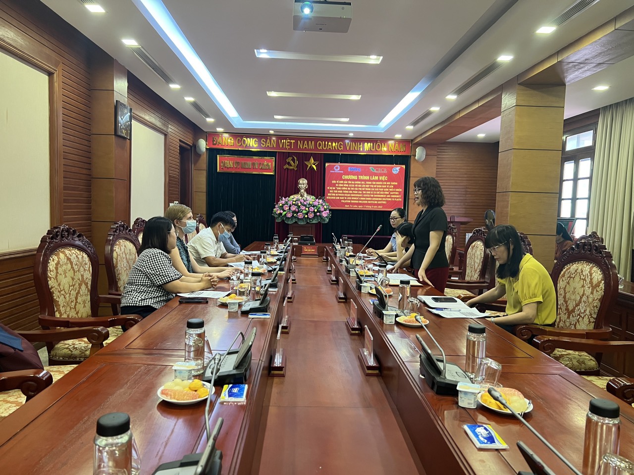 Tăng cường vai trò của phụ nữ trong các giải pháp giảm thiểu ô nhiễm môi trường - ảnh 1