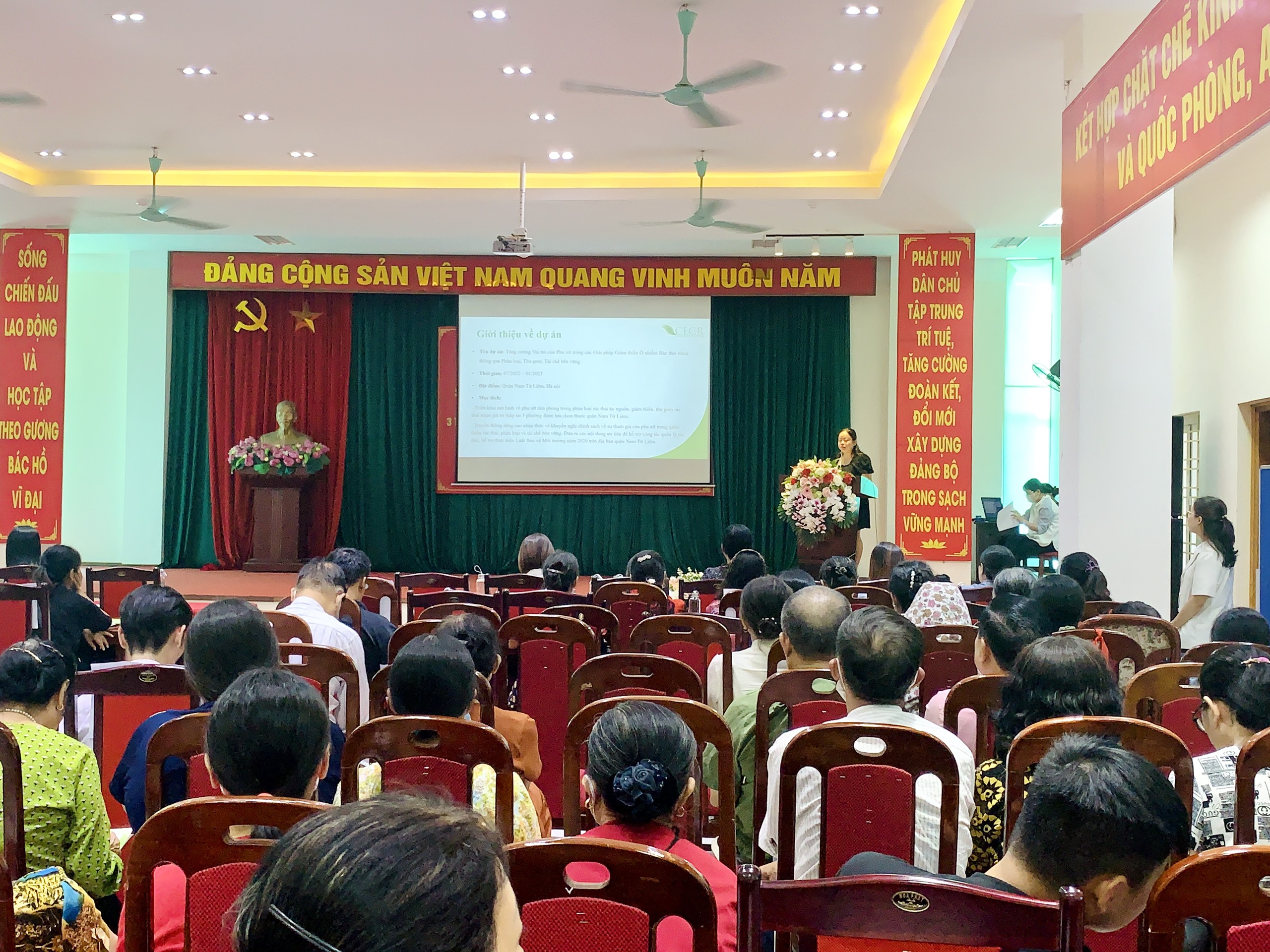 Tập huấn phân loại, thu gom, tái chế rác thải nhựa giá trị thấp - ảnh 2