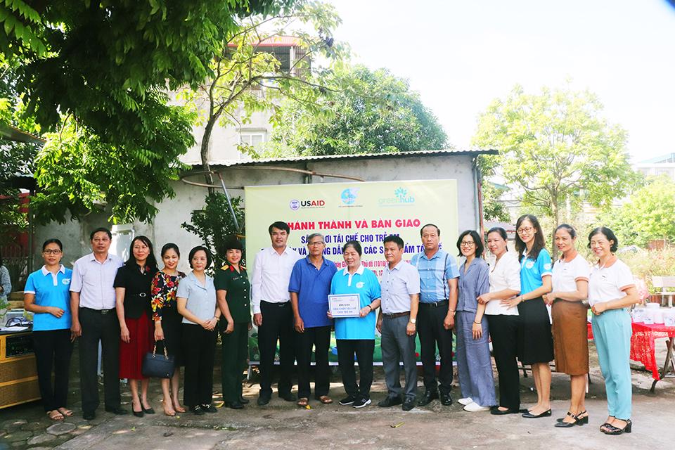Hội LHPN quận Bắc Từ Liêm: Khánh thành sân chơi tái chế cho trẻ em - ảnh 4