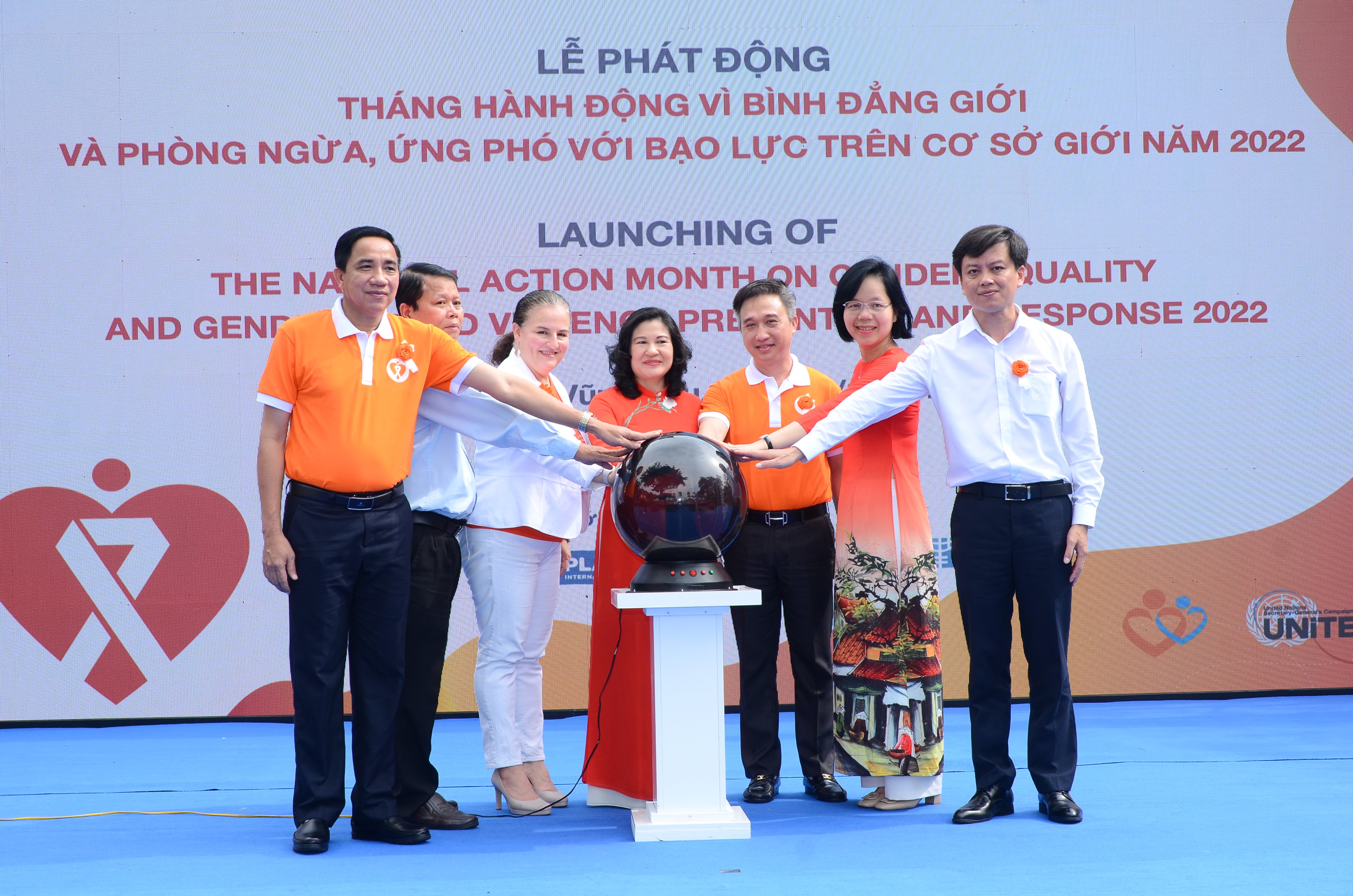 Phát động Tháng hành động vì bình đẳng giới và phòng ngừa, ứng phó với bạo lực trên cơ sở giới năm 2 - ảnh 2