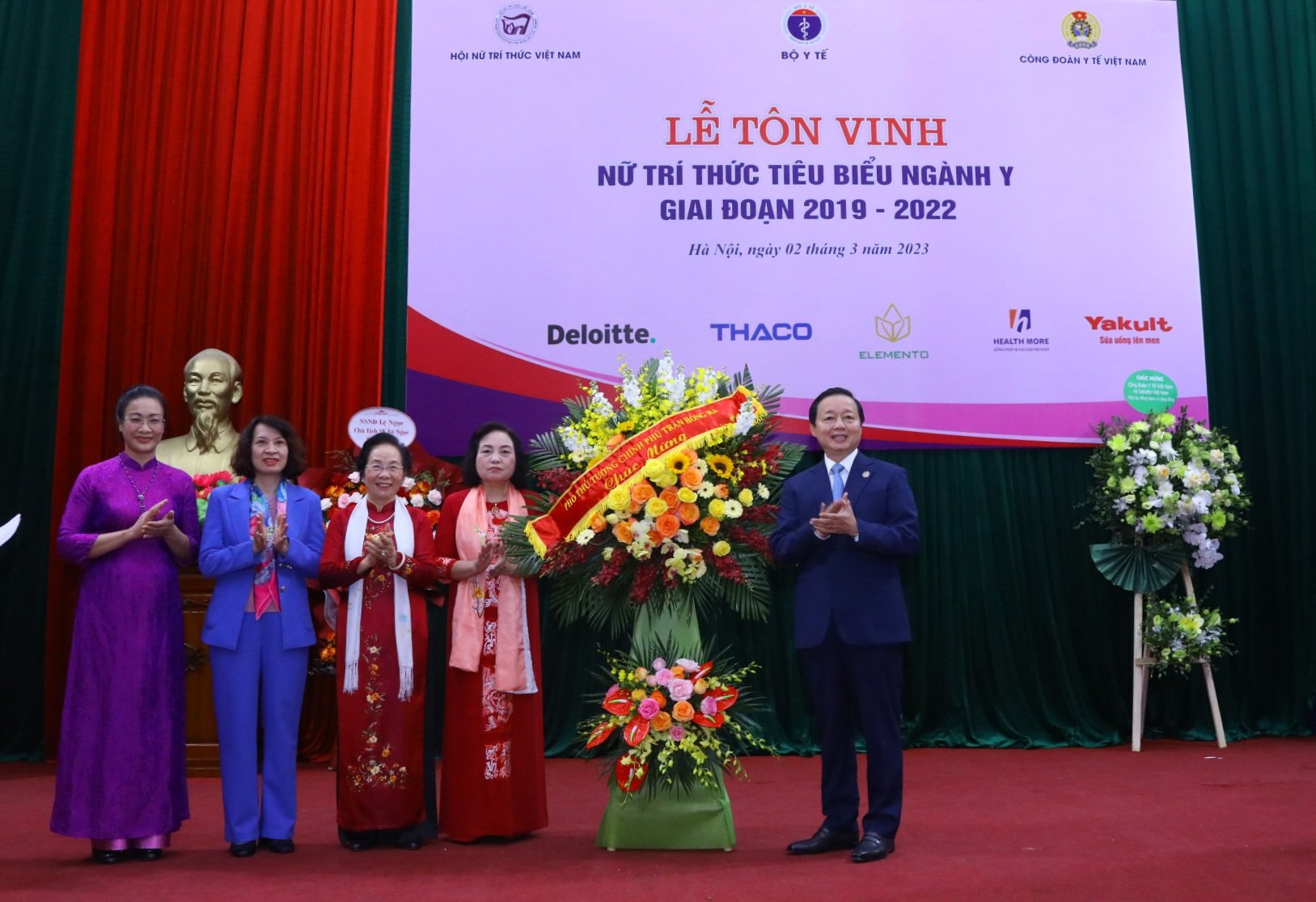 Lần đầu tiên tôn vinh nữ trí thức tiêu biểu ngành Y - ảnh 2