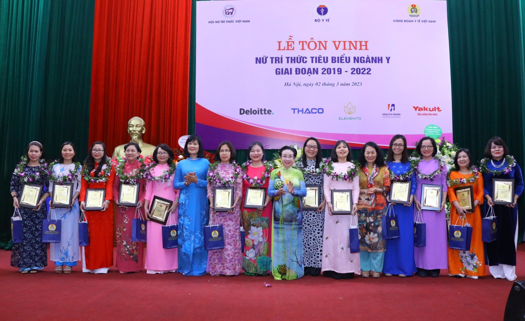 Lần đầu tiên tôn vinh nữ trí thức tiêu biểu ngành Y - ảnh 4
