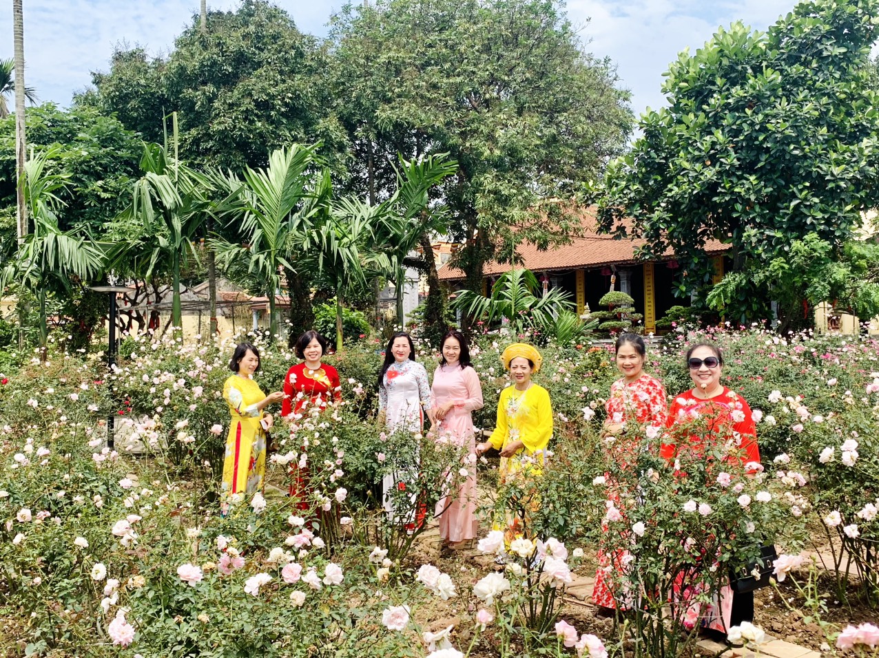 Hội LHPN xã Ngũ Hiệp, huyện Thanh Trì: Ra mắt mô hình chùa Linh Quang, thôn Việt Yên kiểu mẫu - ảnh 9