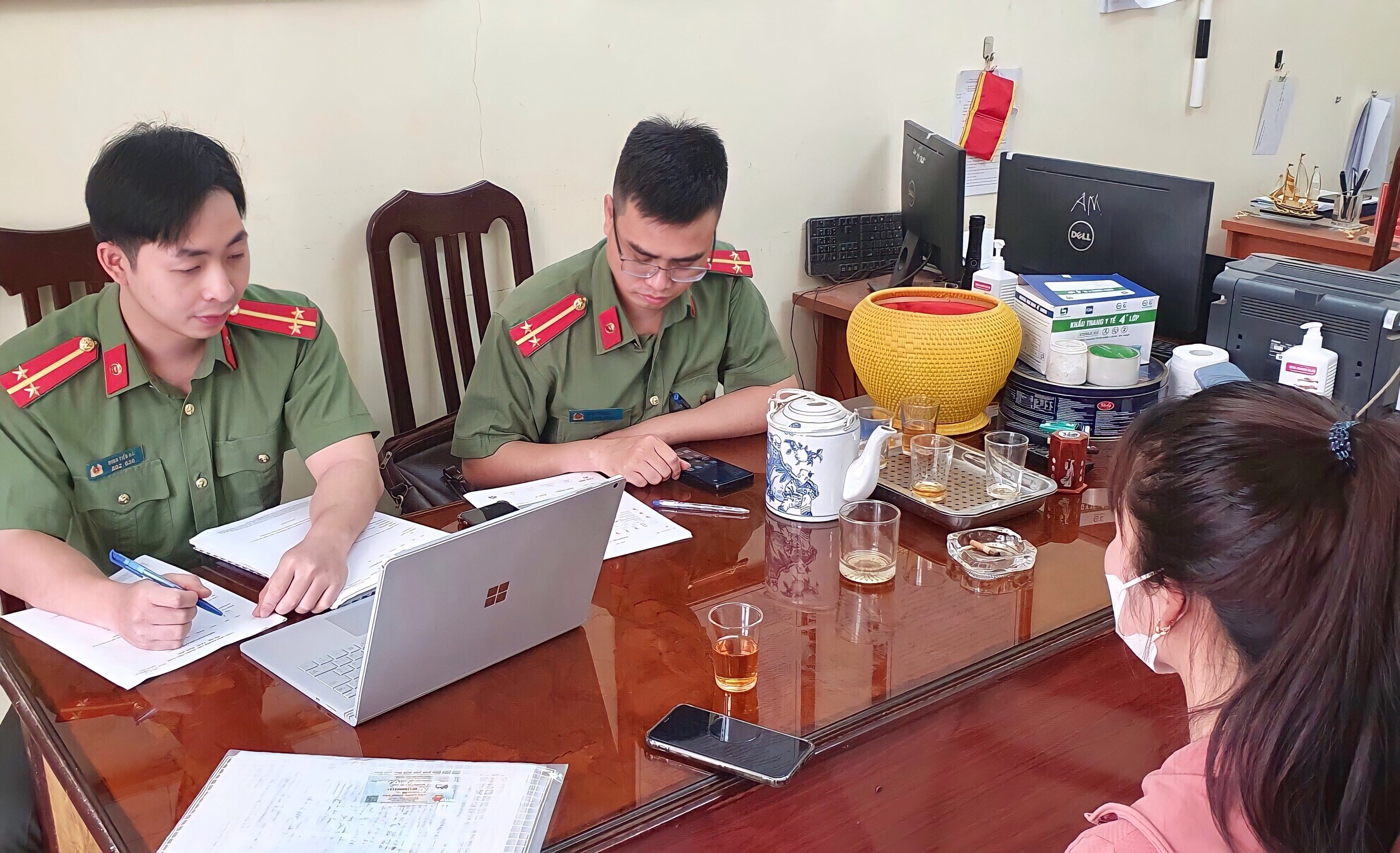 Hà Nội: Đưa tin sai sự thật trên mạng, một phụ nữ bị phạt 7,5 triệu đồng - ảnh 1