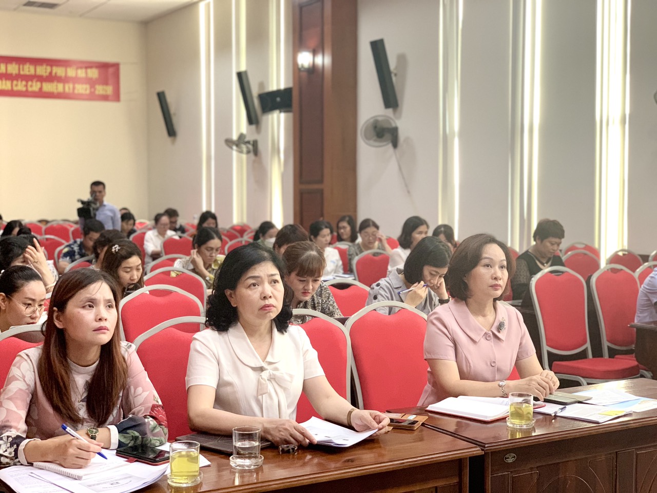 Hội LHPN TP Hà Nội: Tập huấn kỹ năng tiếp cận, đưa tin các vụ việc xâm hại, bạo lực phụ nữ, trẻ em - ảnh 1