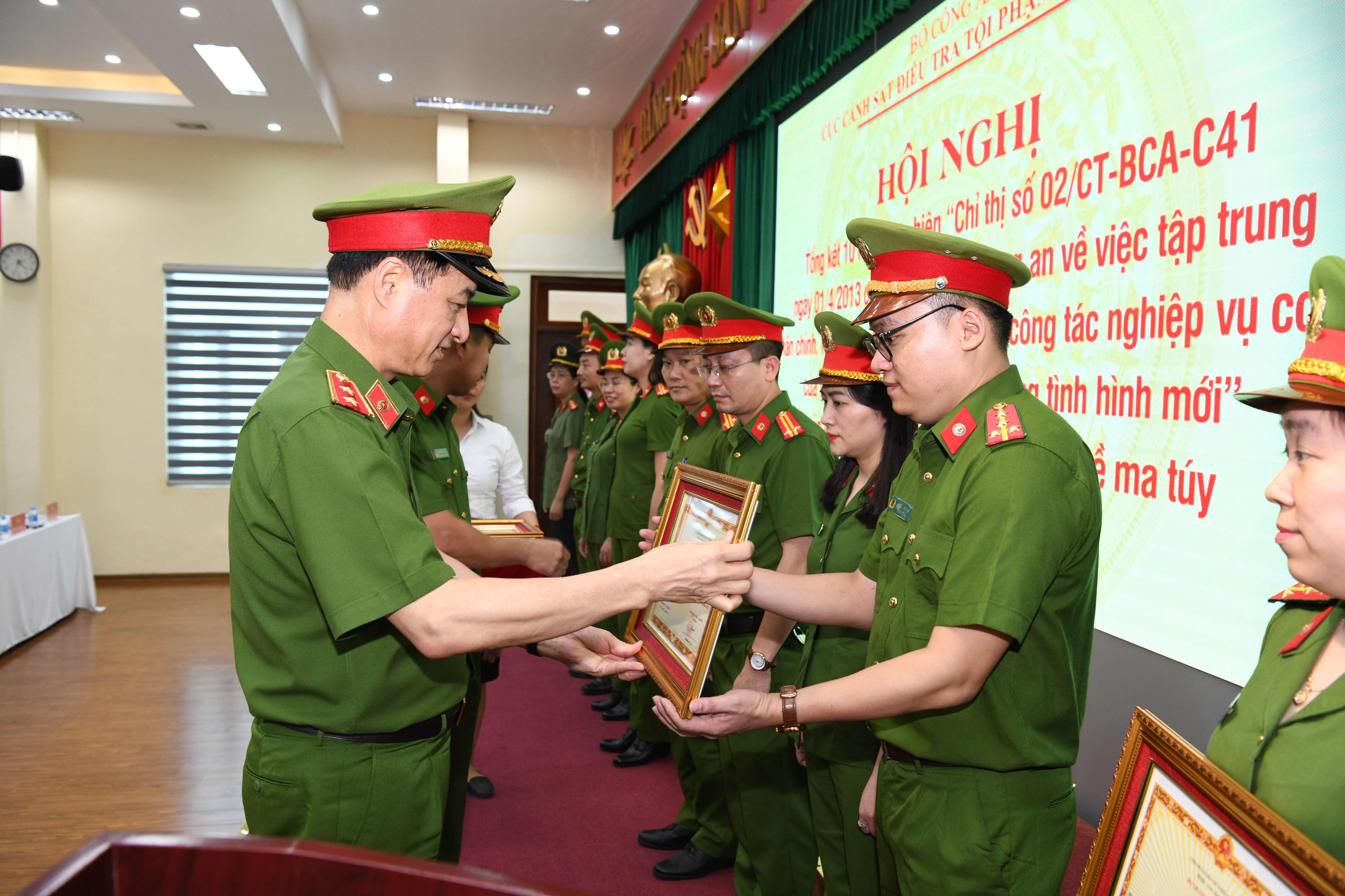 Đột phá trong công tác phòng ngừa, đấu tranh với tội phạm ma tuý - ảnh 3