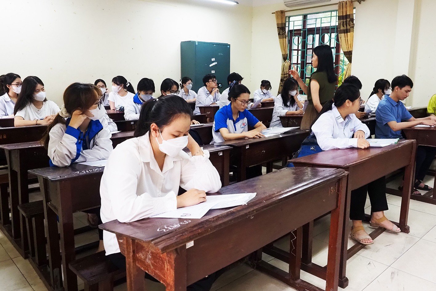 Bộ trưởng Bộ Giáo dục và Đào tạo gửi công điện đảm bảo an ninh, an toàn kỳ thi - ảnh 1