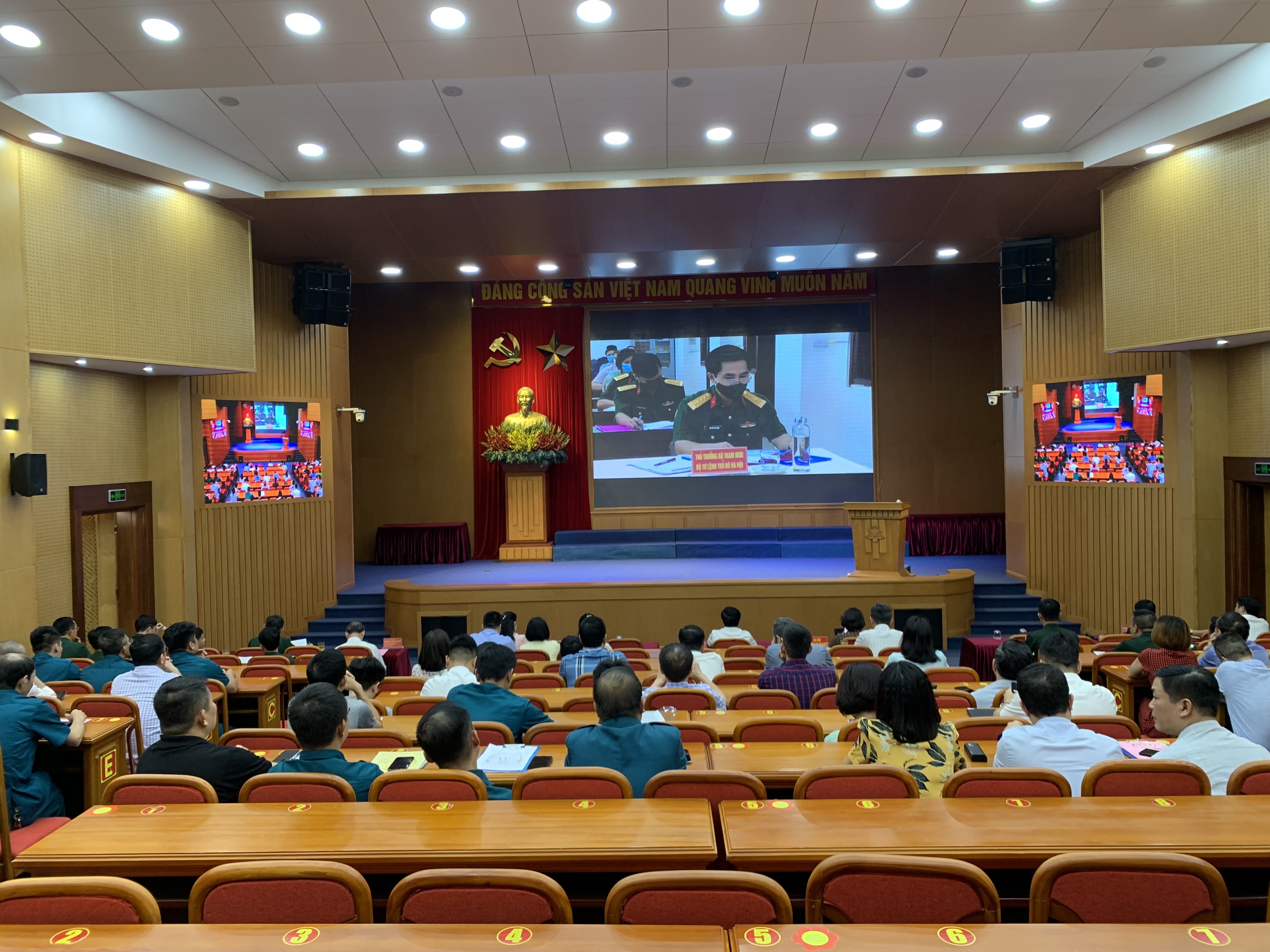 Quận Thanh Xuân: Xây dựng lực lượng vũ trang có bản lĩnh chính trị vững vàng - ảnh 1