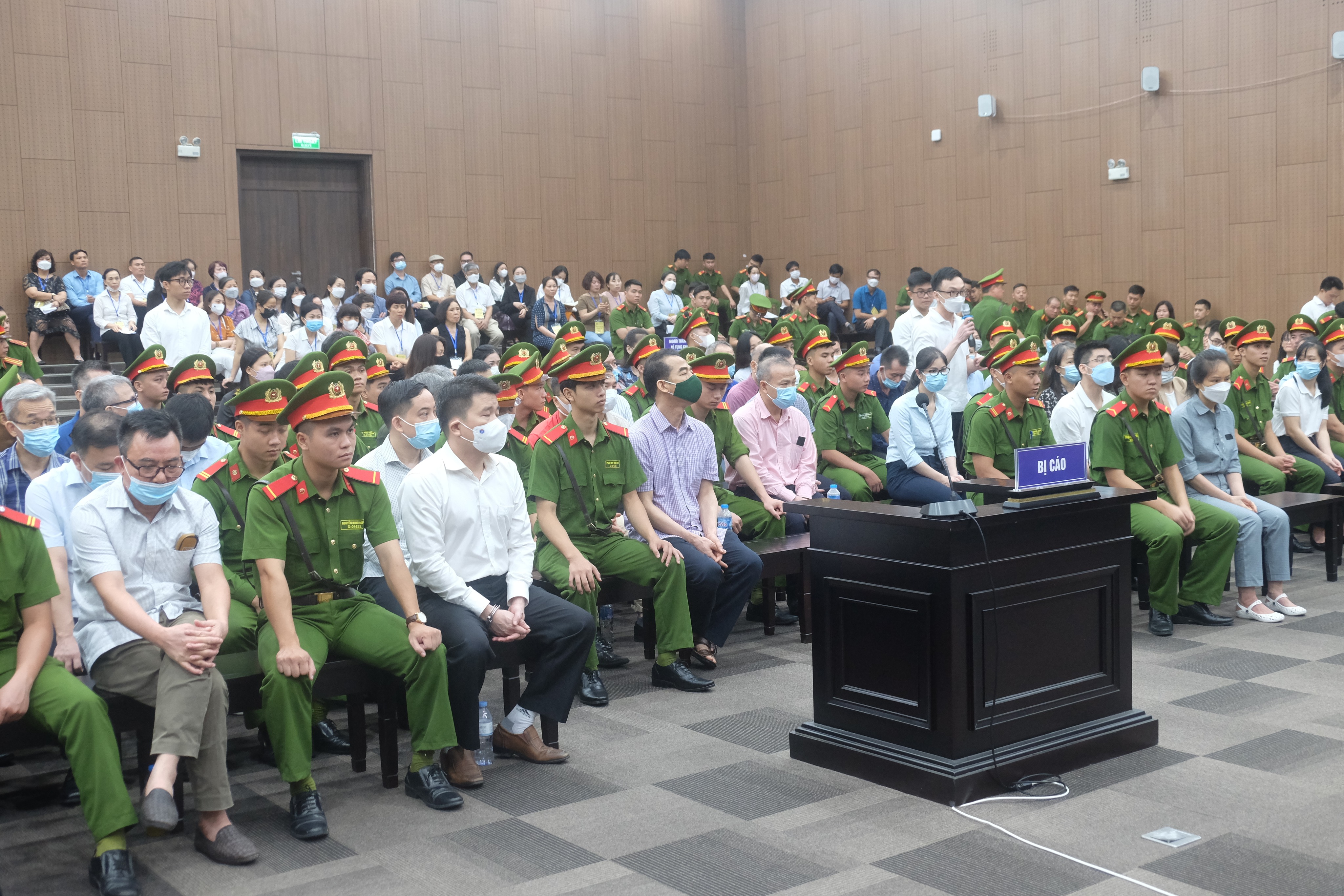 Xét xử vụ “chuyến bay giải cứu”: Các doanh nghiệp đã đưa hối lộ như thế nào? - ảnh 1