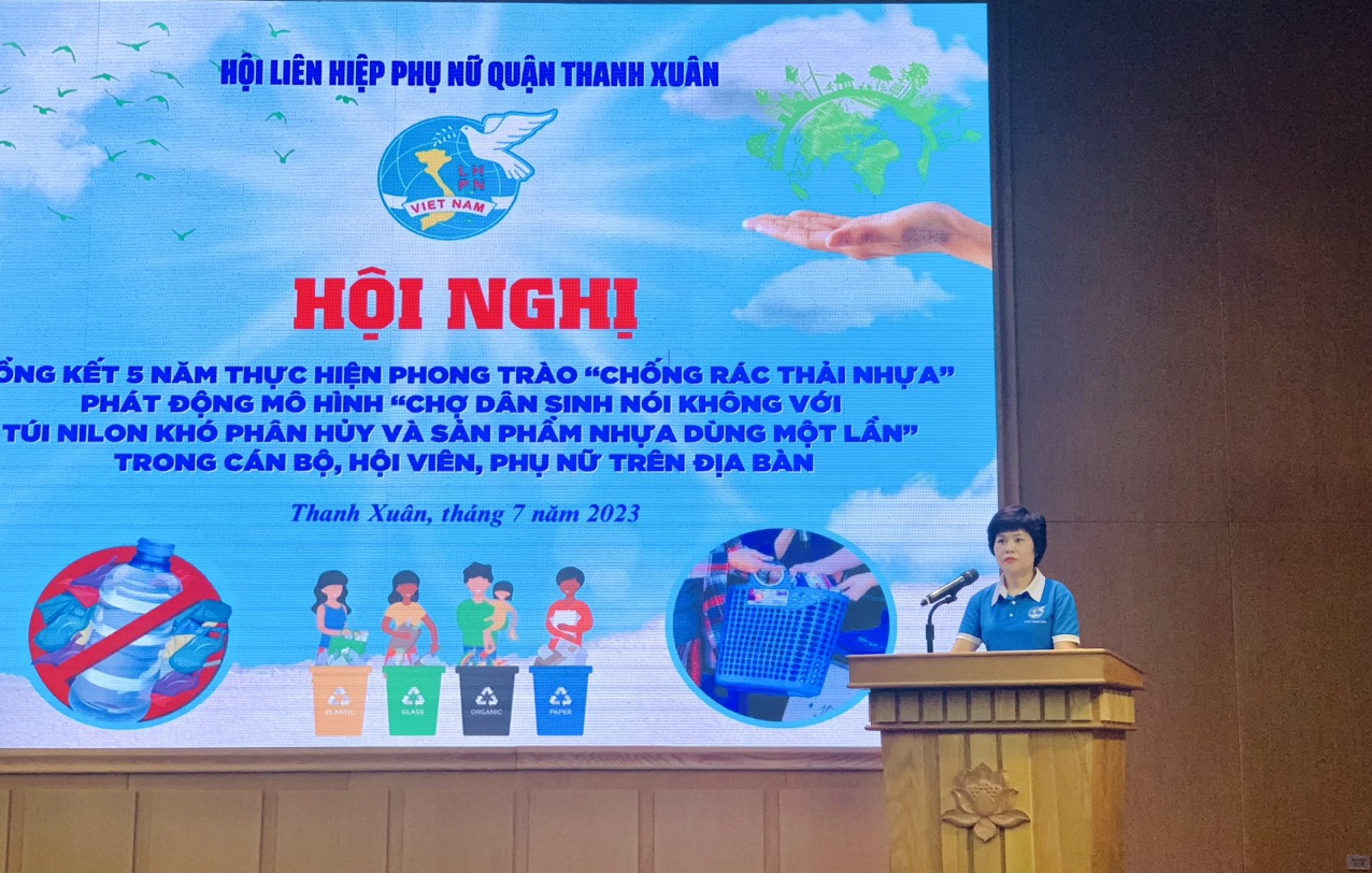 Hội LHPN quận Thanh Xuân: Khen thưởng 11 cá nhân xuất sắc trong phong trào “chống rác thải nhựa” giai đoạn 2018-2023 - ảnh 2