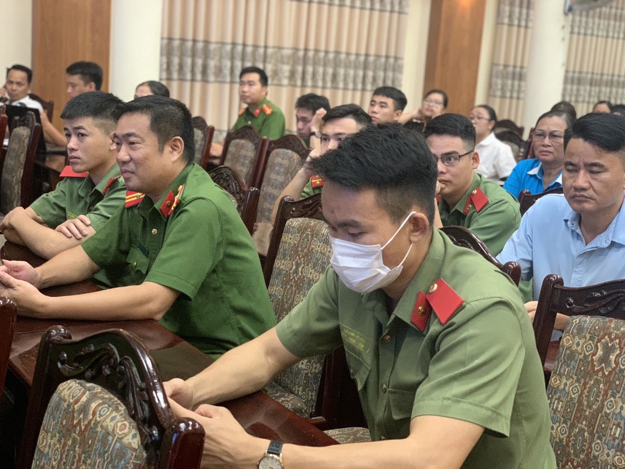 5 đội thi so tài trong Liên hoan tiểu phẩm tuyên truyền Nghị quyết liên tịch 01/TƯ - ảnh 2