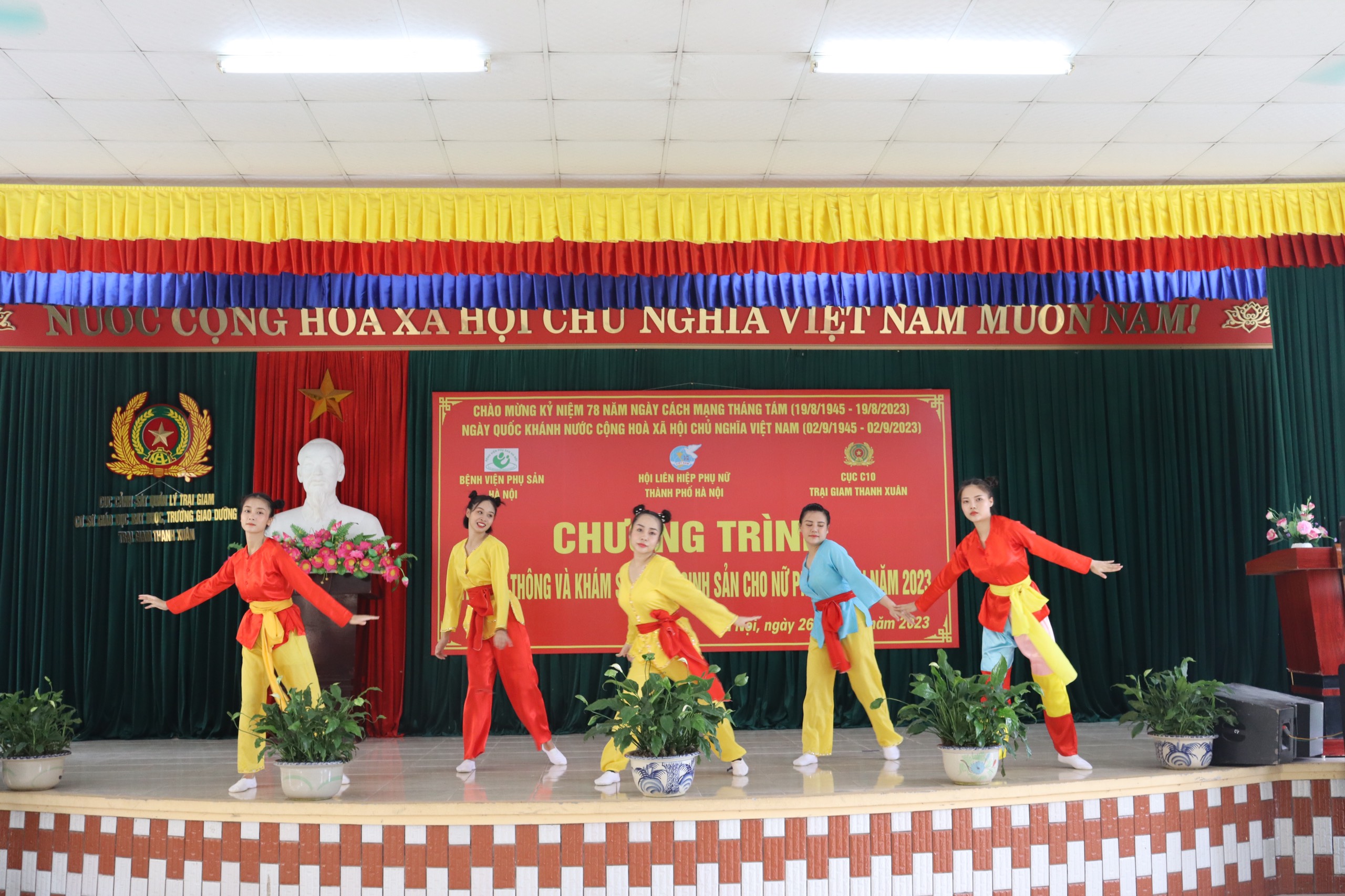 Hội LHPN TP Hà Nội: Trang bị kỹ năng chăm sóc sức khỏe sinh sản cho nữ phạm nhân - ảnh 3
