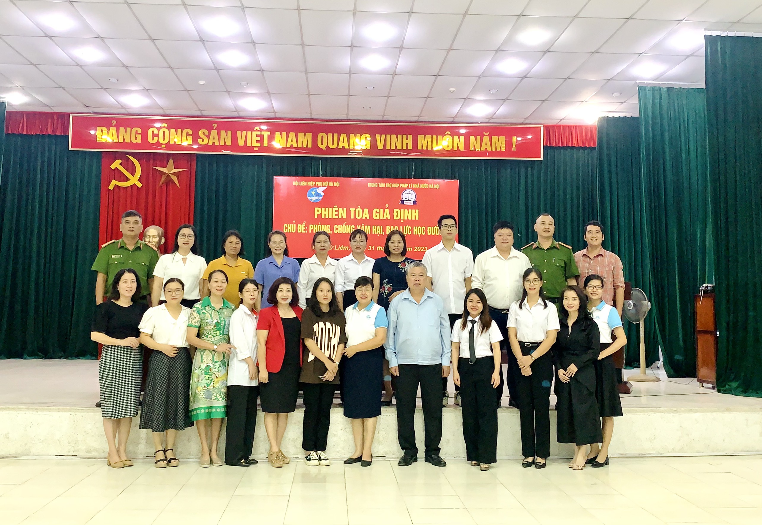 150 học sinh trường THCS Xuân Đỉnh được tiếp cận kiến thức pháp luật về phòng chống xâm hại, bạo lực học đường - ảnh 5