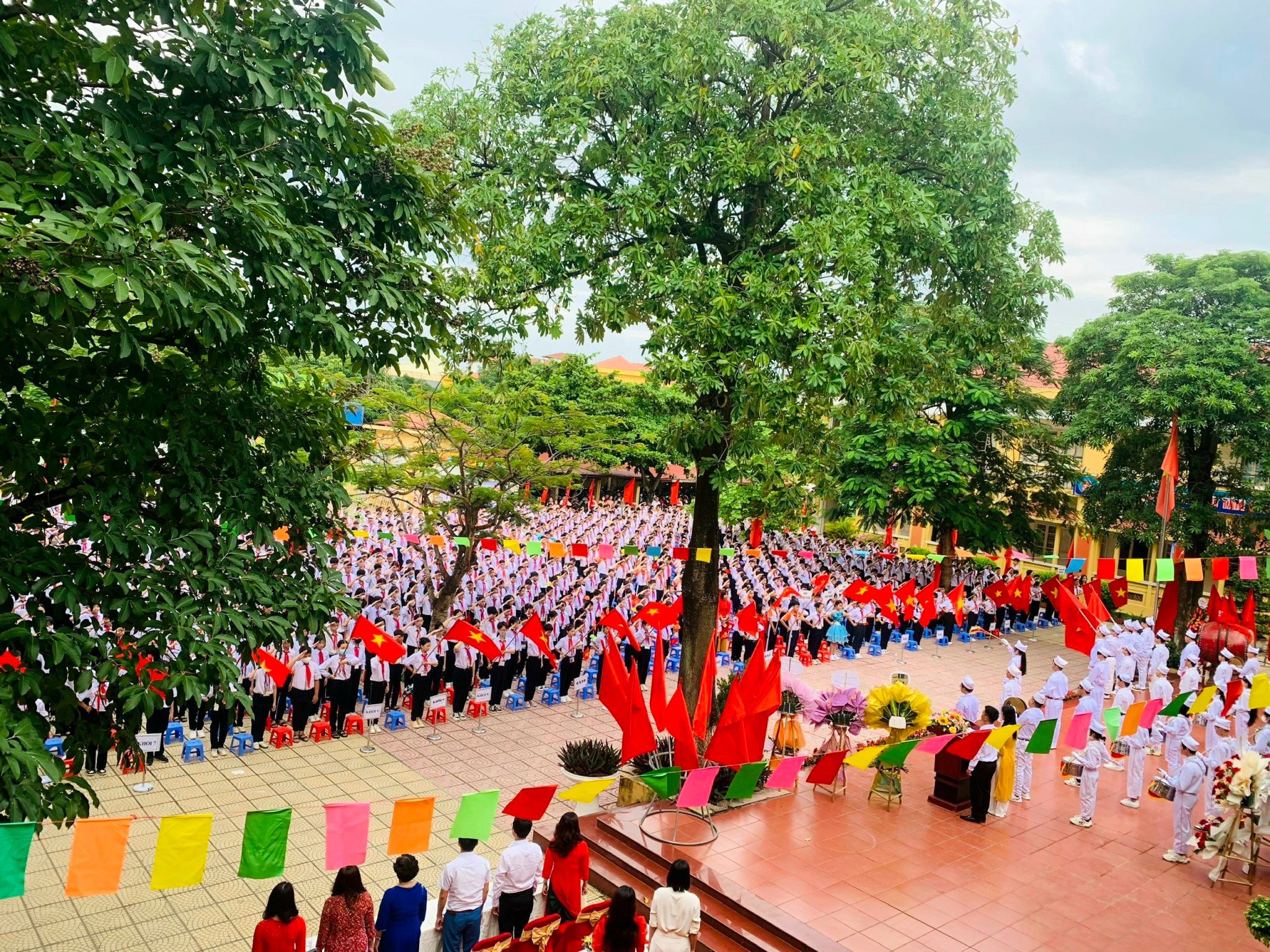 Huyện Thanh Trì: Trên 80.000 giáo viên, học sinh bước vào năm học mới 2023-2024 - ảnh 5