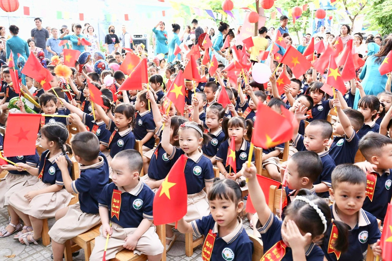 Huyện Thanh Trì: Trên 80.000 giáo viên, học sinh bước vào năm học mới 2023-2024 - ảnh 4